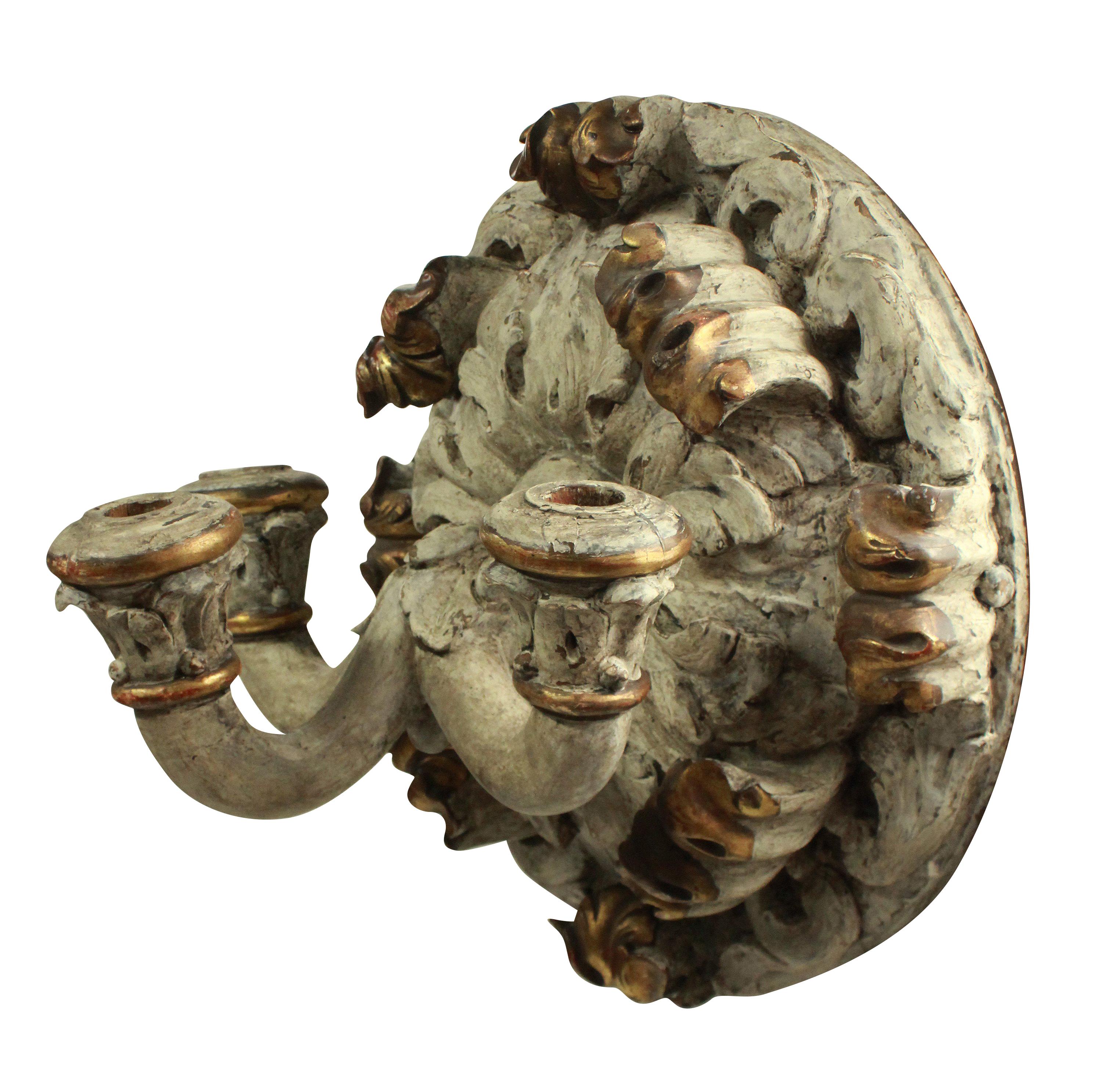 Large English 19th Century Carved Wall Sconce In Good Condition For Sale In London, GB