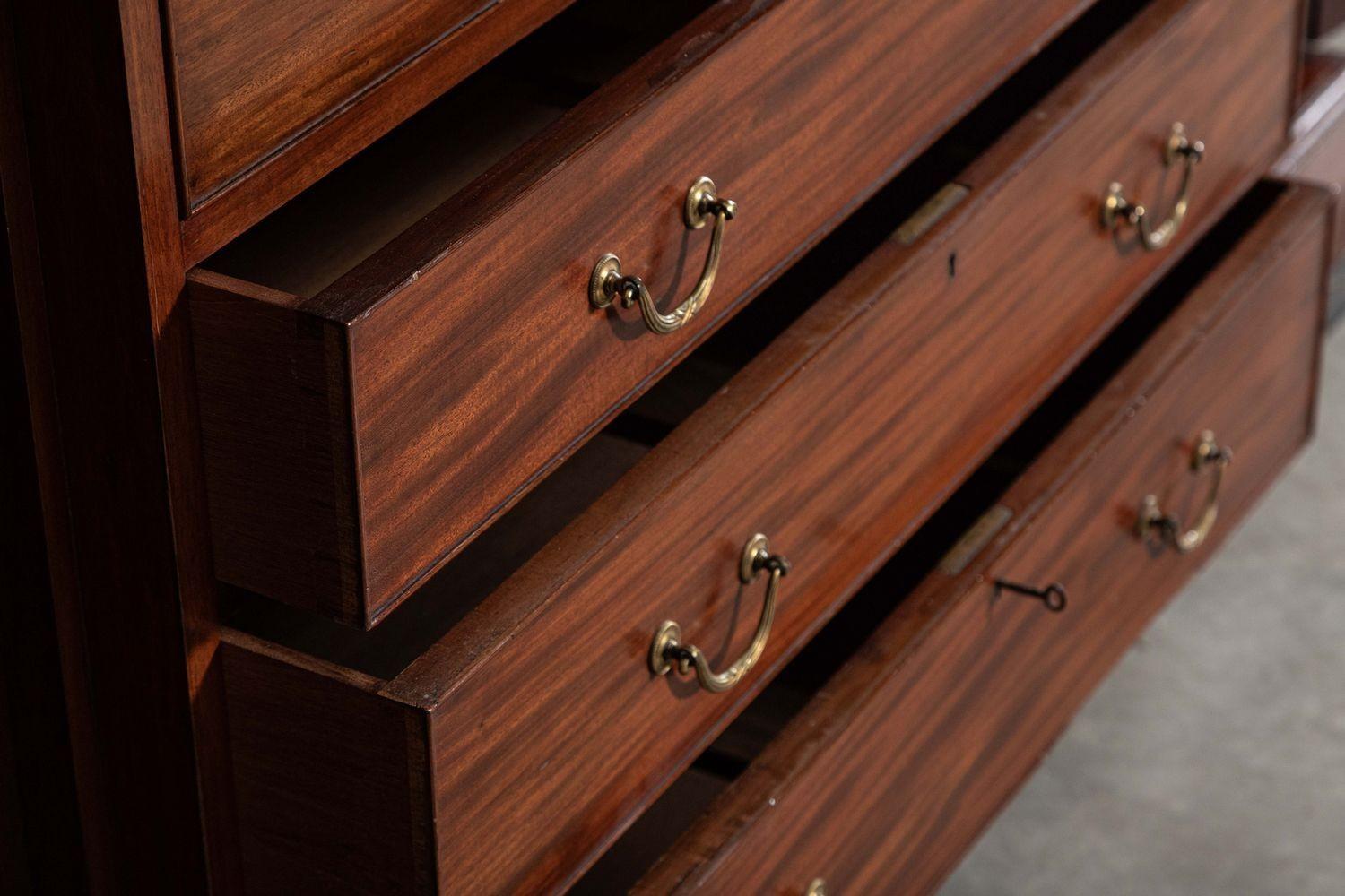 Large English 19thC Mahogany Triple Wardrobe 9