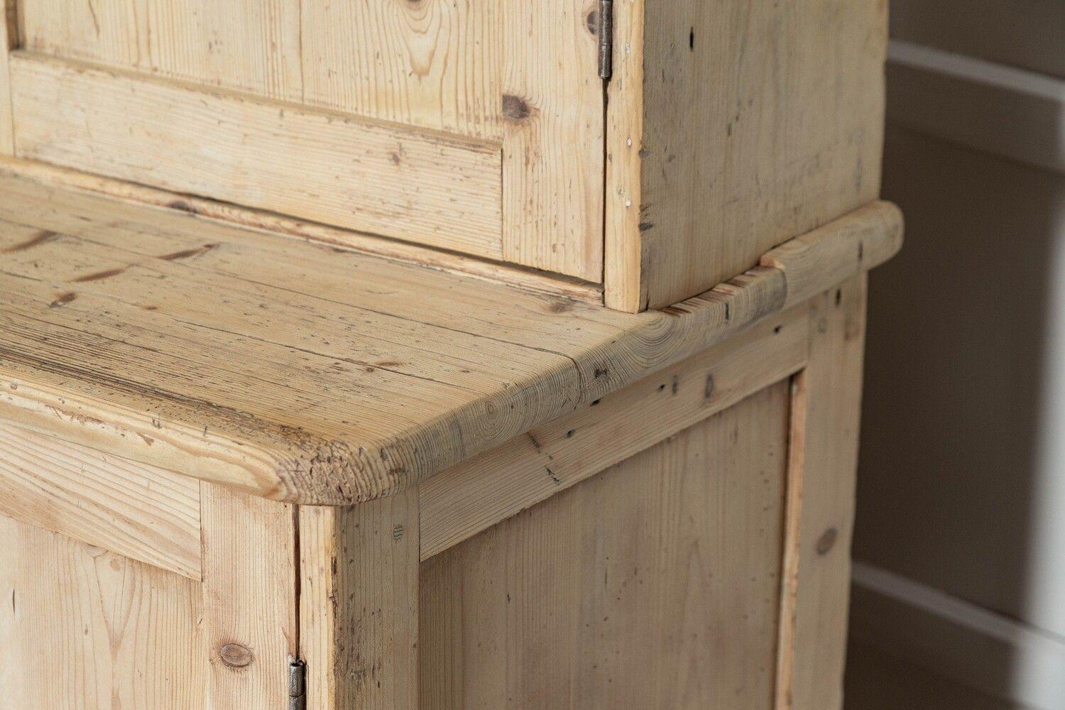 Large English 19thC Pine Open Back Dresser For Sale 7