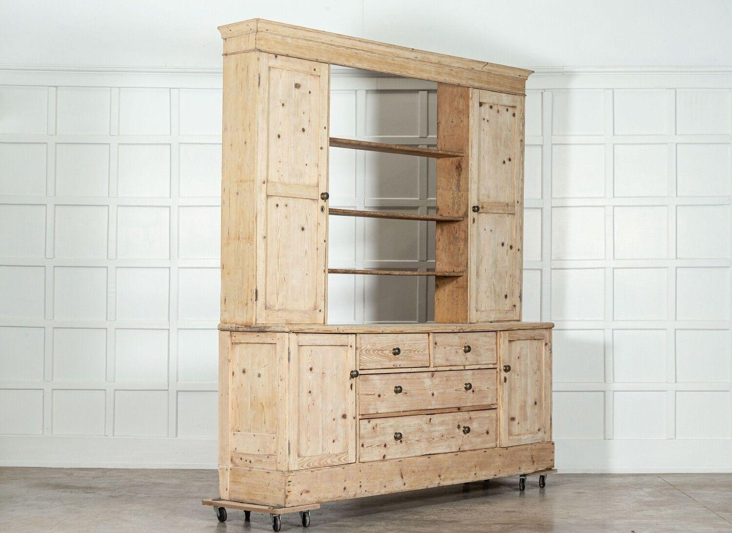 Large English 19thC Pine Open Back Dresser In Good Condition For Sale In Staffordshire, GB