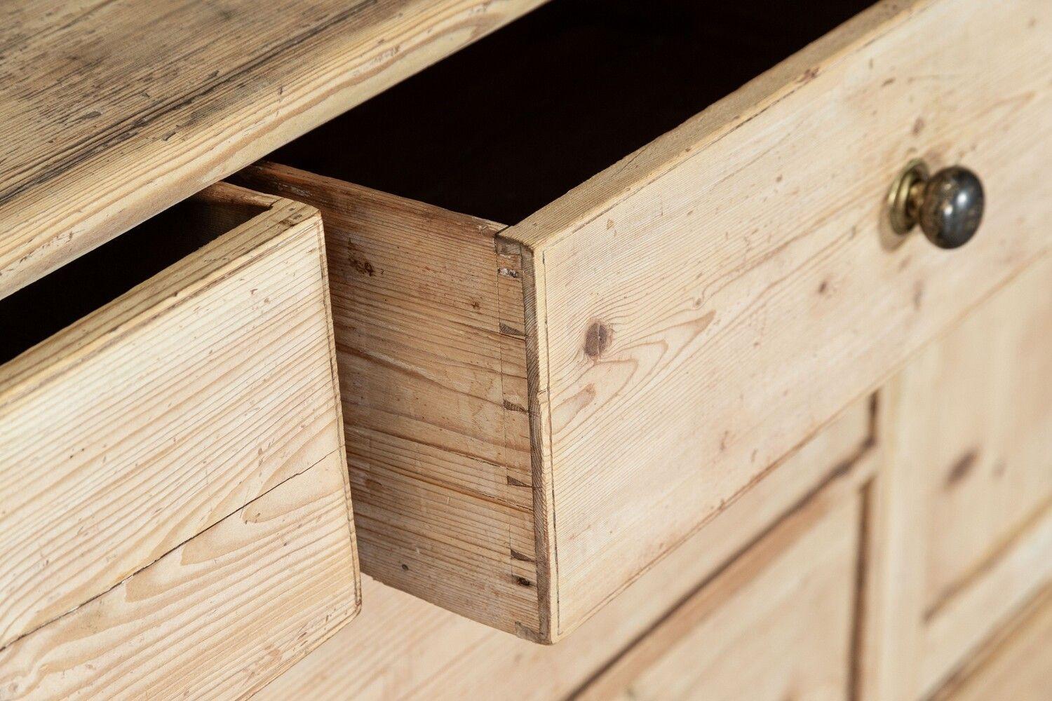 Large English 19thC Pine Open Back Dresser For Sale 5