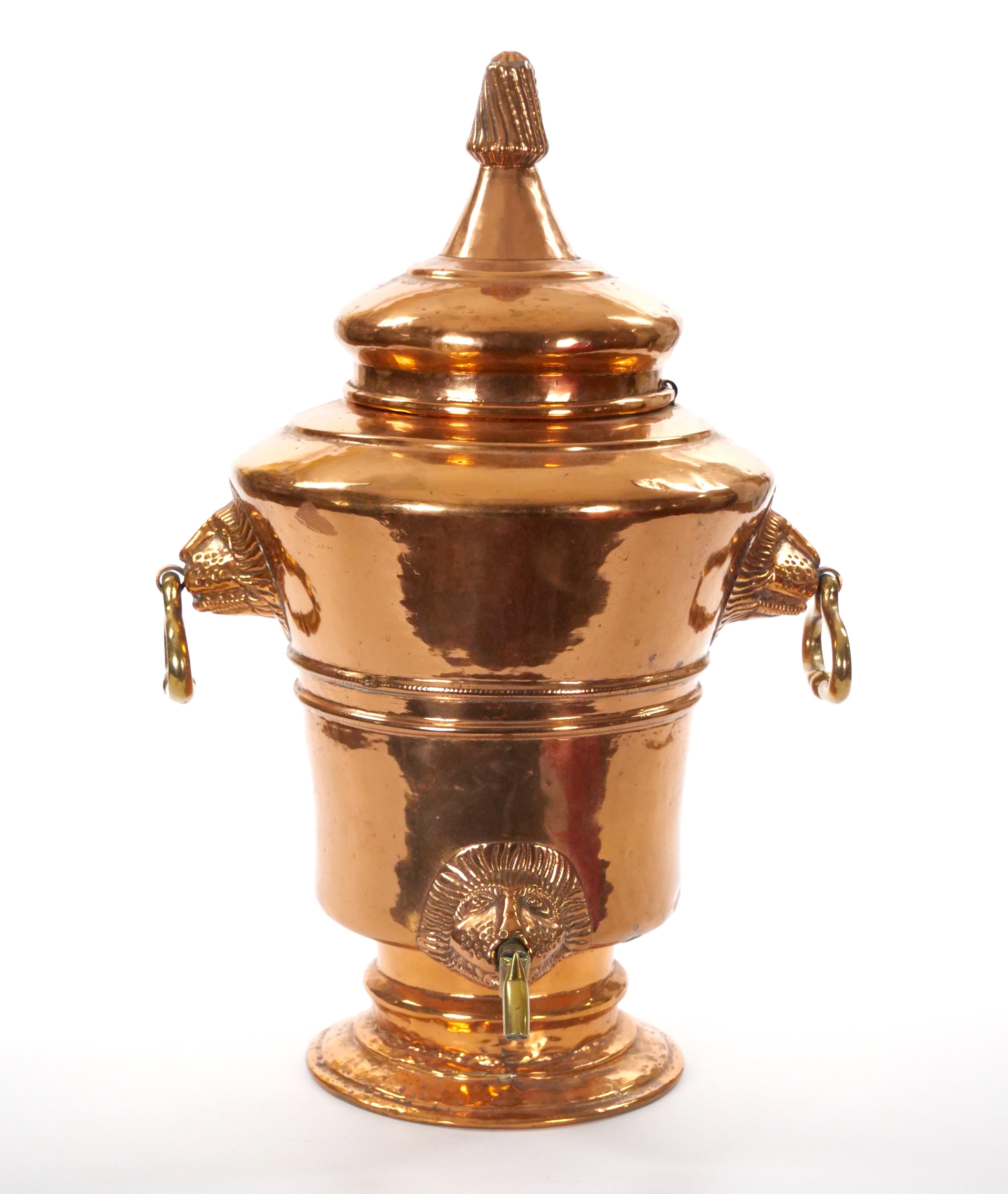 Large English Antique Copper Urn / Hinged Lid & Lions Head Side Handles For Sale 8