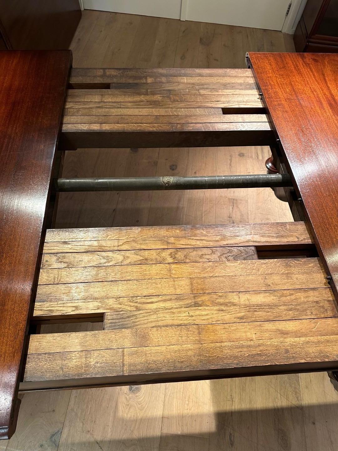 Grande table de salle à manger anglaise ancienne Bon état - En vente à BEEKBERGEN, NL