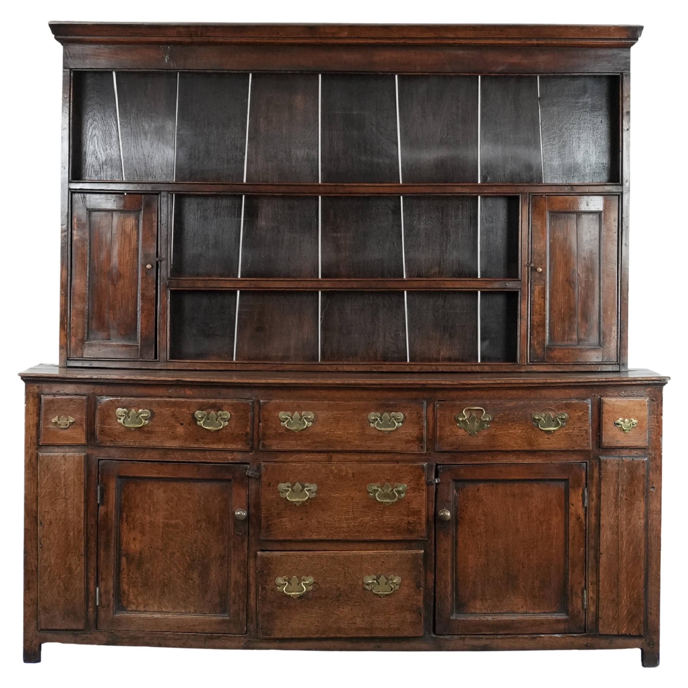 Grande mobile da cucina / comò inglese in rovere antico del XVIII secolo in vendita