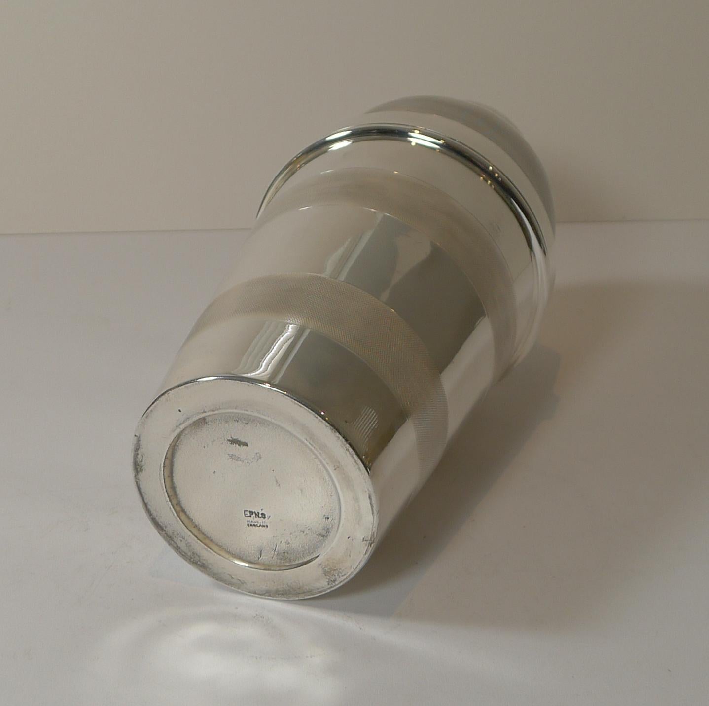 Mid-20th Century Large English Art Deco Cocktail Shaker With Integral Lemon Squeezer