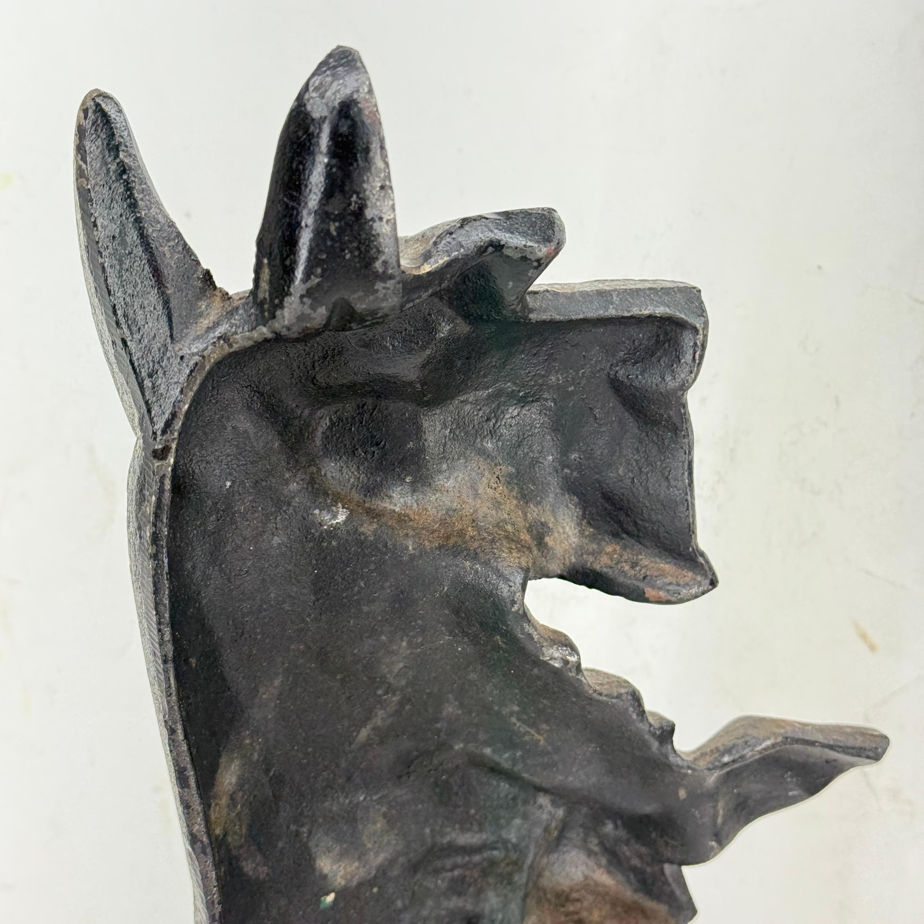 Scultura fermaporta di cane Scottie Terrier in ghisa inglese di grandi dimensioni in vendita 6