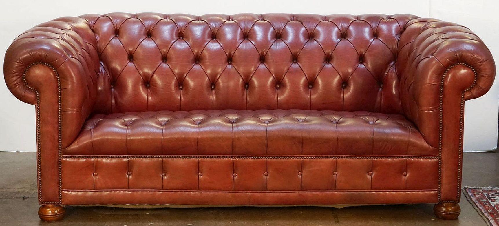  Large English Chesterfield Sofa of Tufted Leather 10