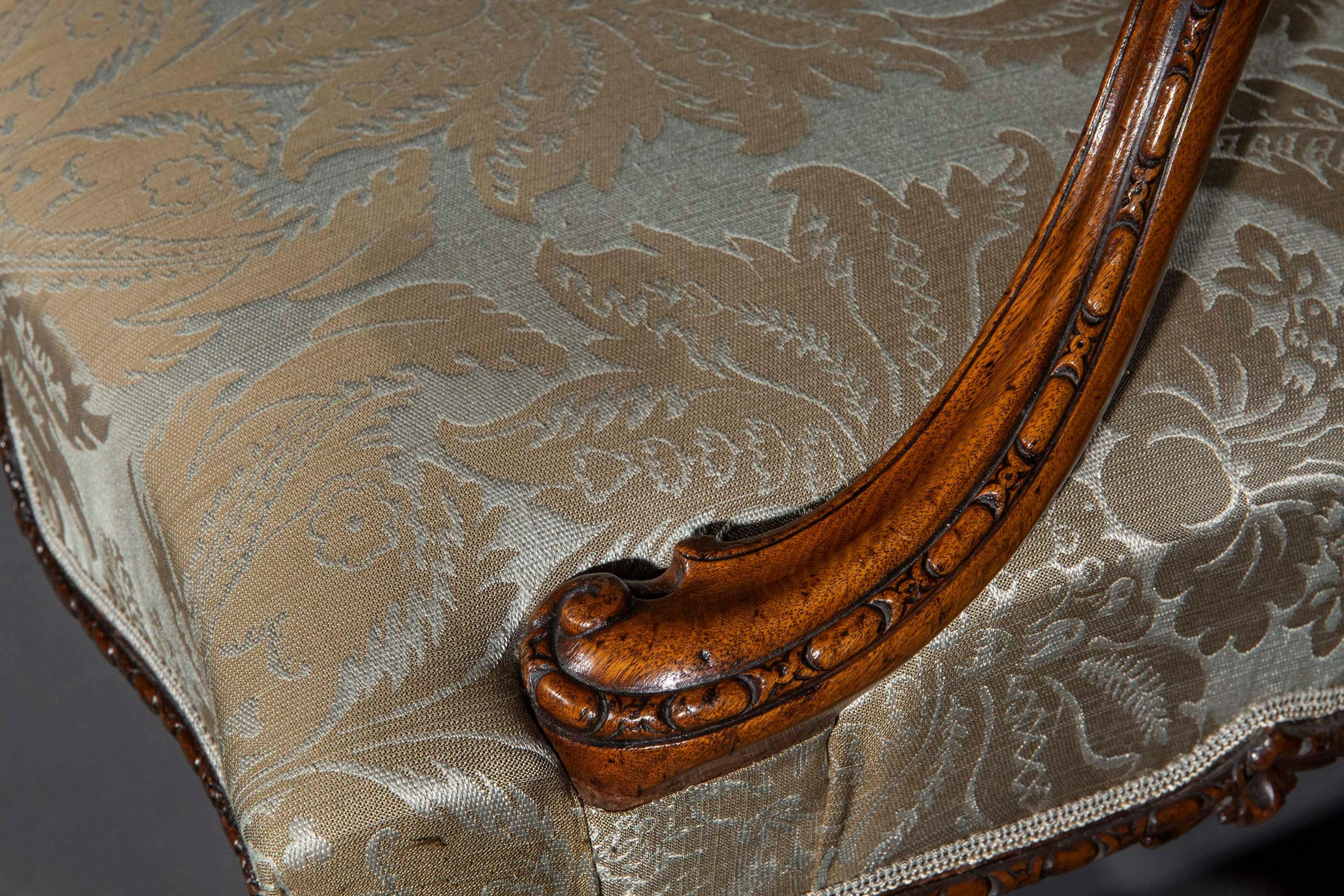 Anglais Grand fauteuil anglais Chippendale Gainsborough, milieu du 18e siècle en vente