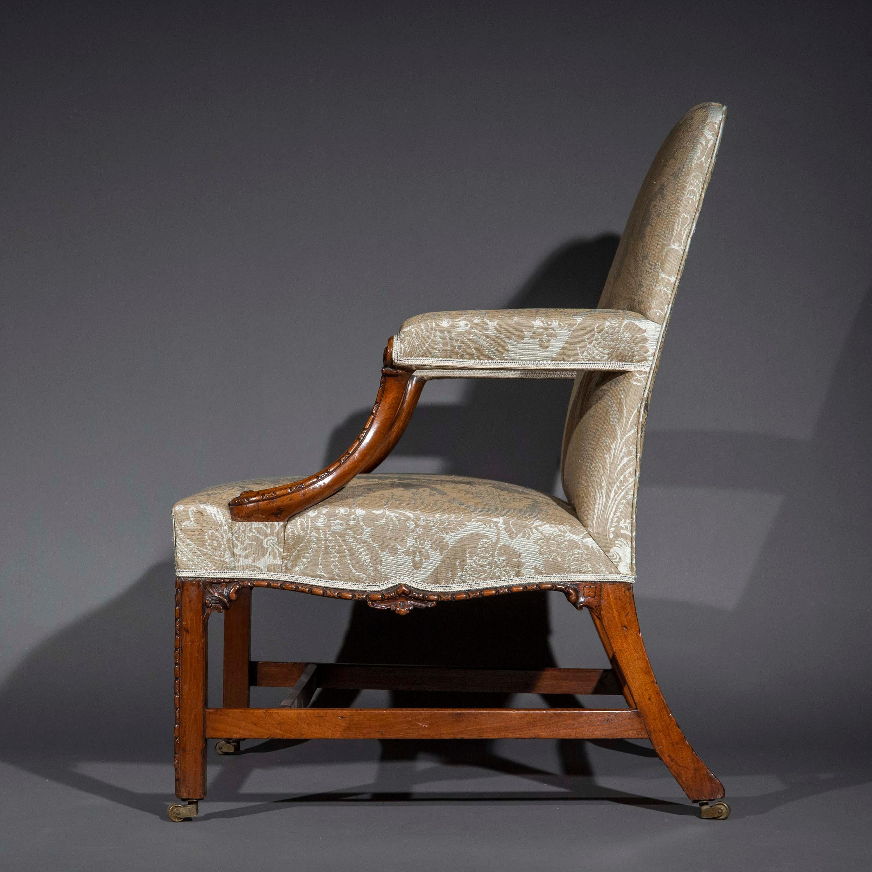 Grand fauteuil anglais Chippendale Gainsborough, milieu du 18e siècle en vente 2