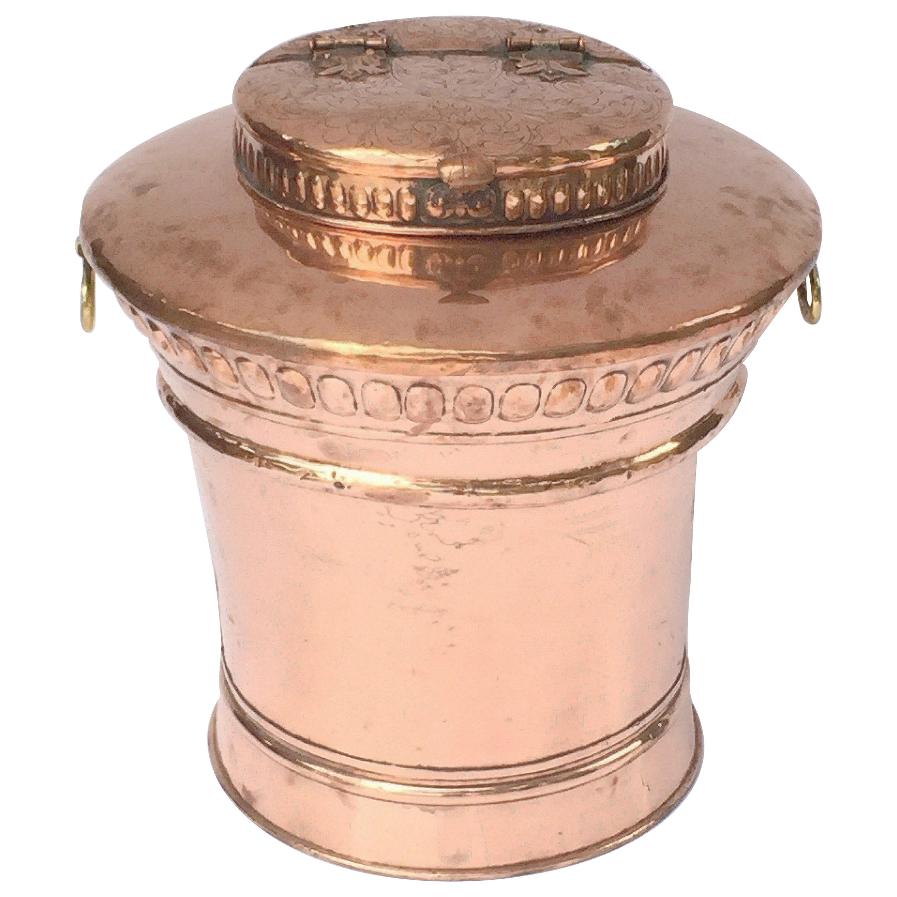 Grande urne ou étagère anglaise en cuivre avec couvercle à charnière