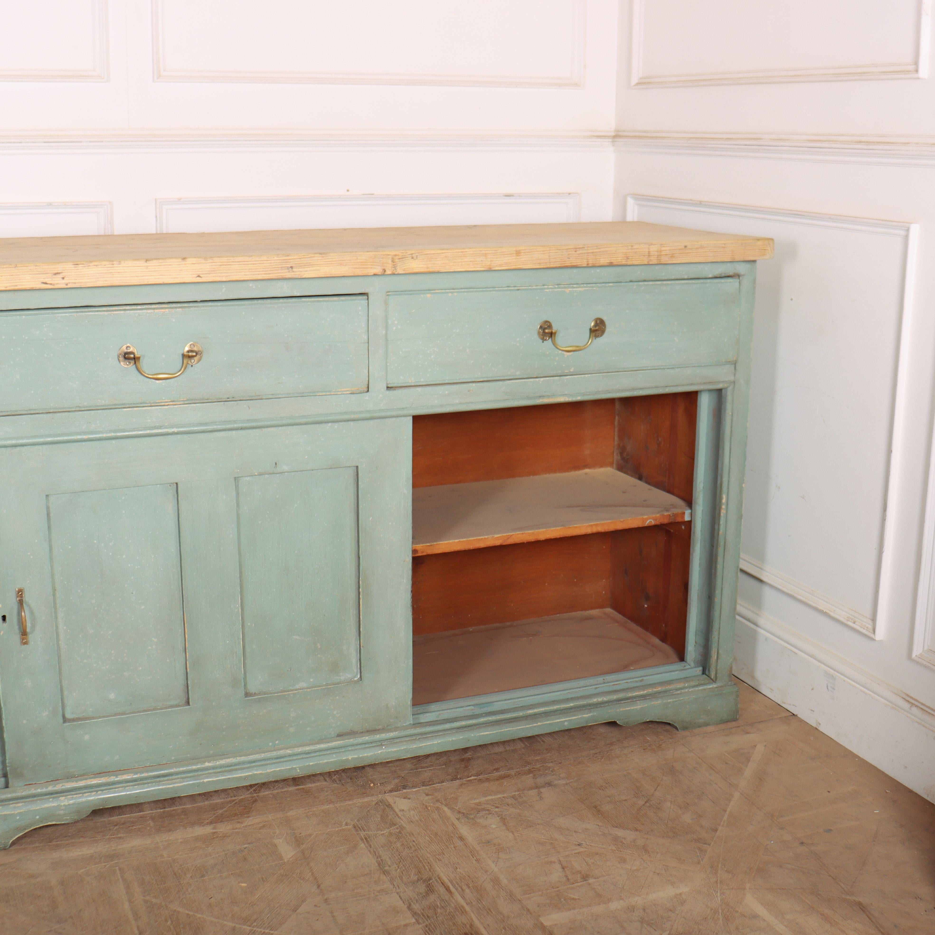 Grande base per cassettiera / credenza della casa di campagna inglese in vendita 3