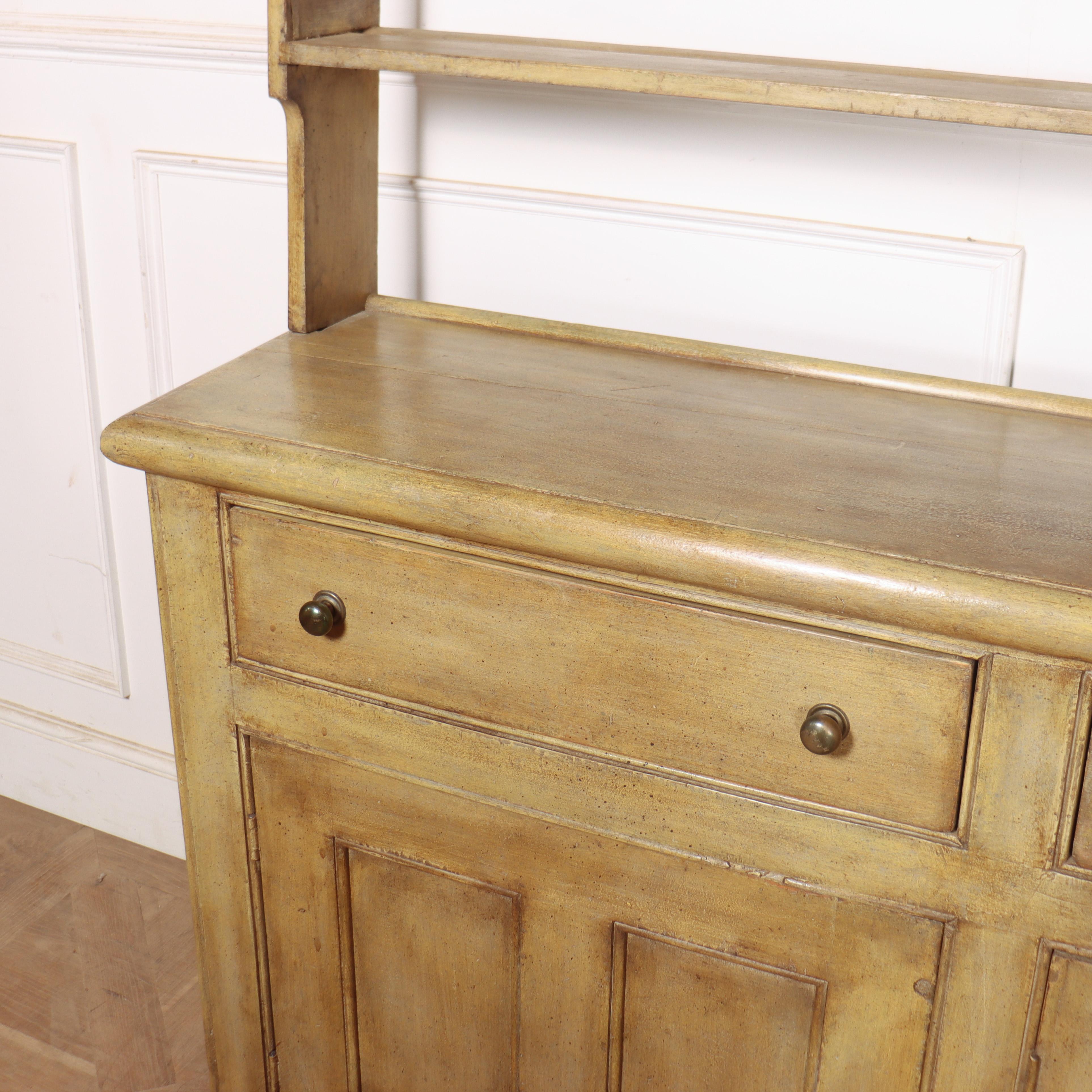 XIX secolo Grande comò della casa di campagna inglese in vendita