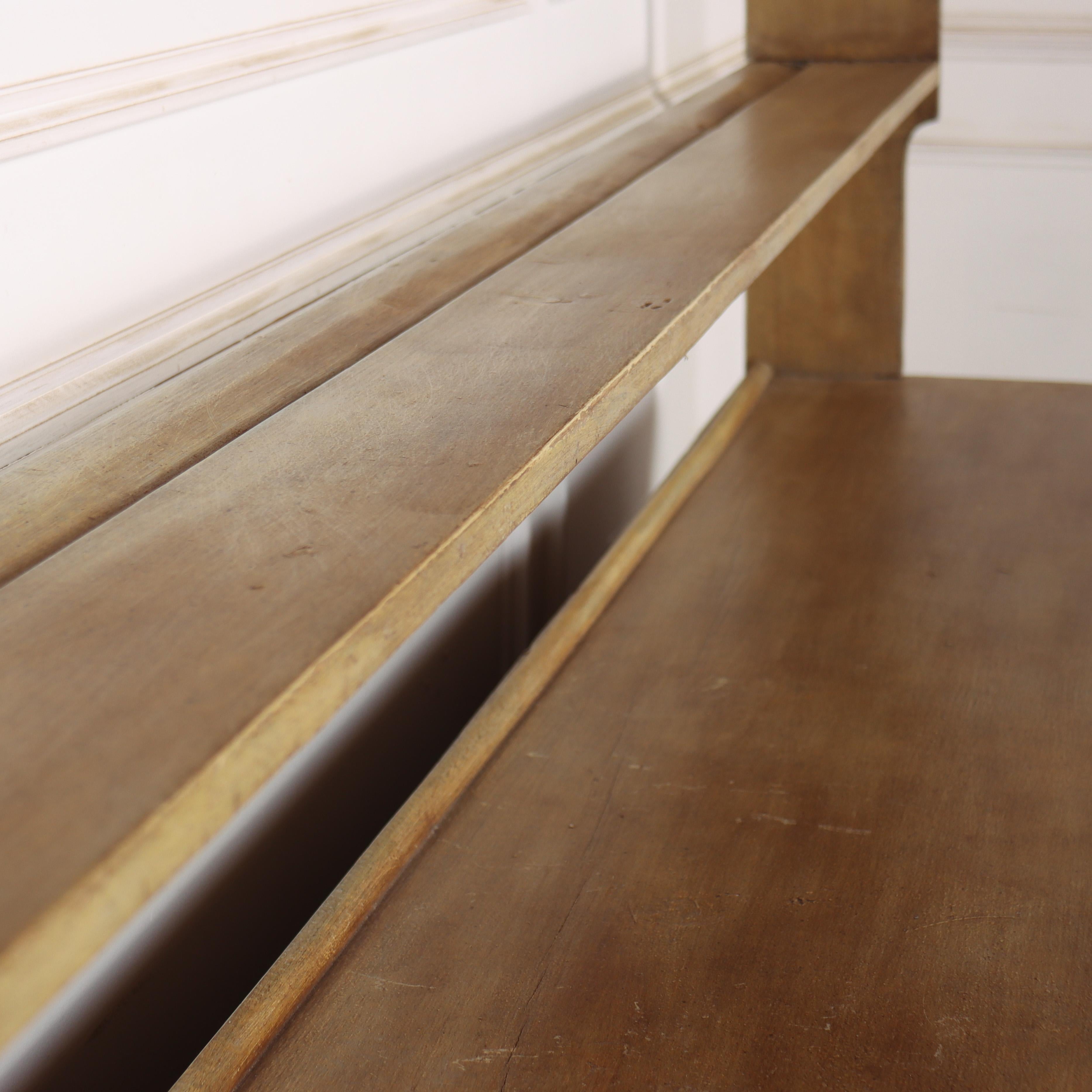 Grande comò della casa di campagna inglese in vendita 1