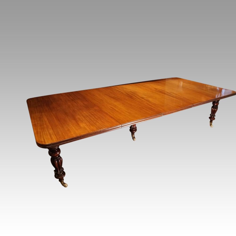 Victorian 12+seat mahogany dining table
This Victorian 12+seat mahogany dining table was made circa 1860
It stands on the most desirable waisted fluted legs that have brass cup castors.
This Victorian dining table has the feature of a fifth
