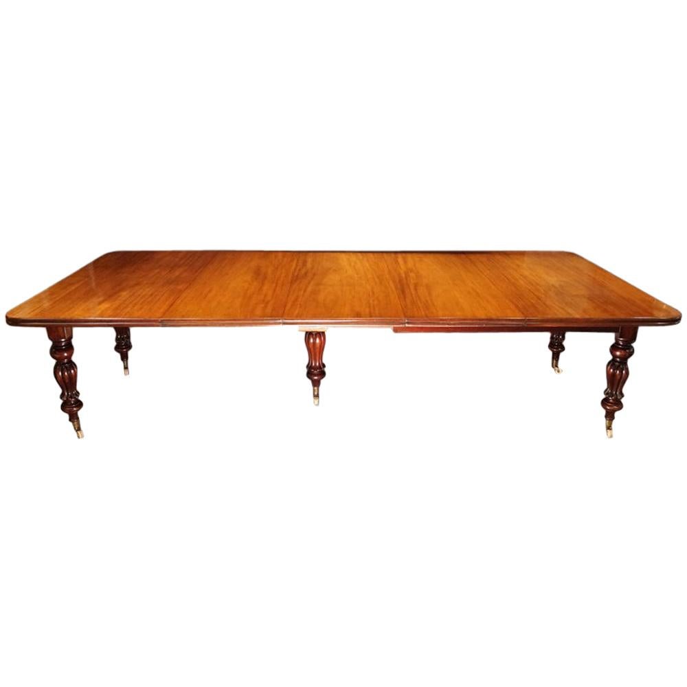 Large English Country Mansion Victorian 12+Seat Mahogany Dining Table circa 1860 For Sale
