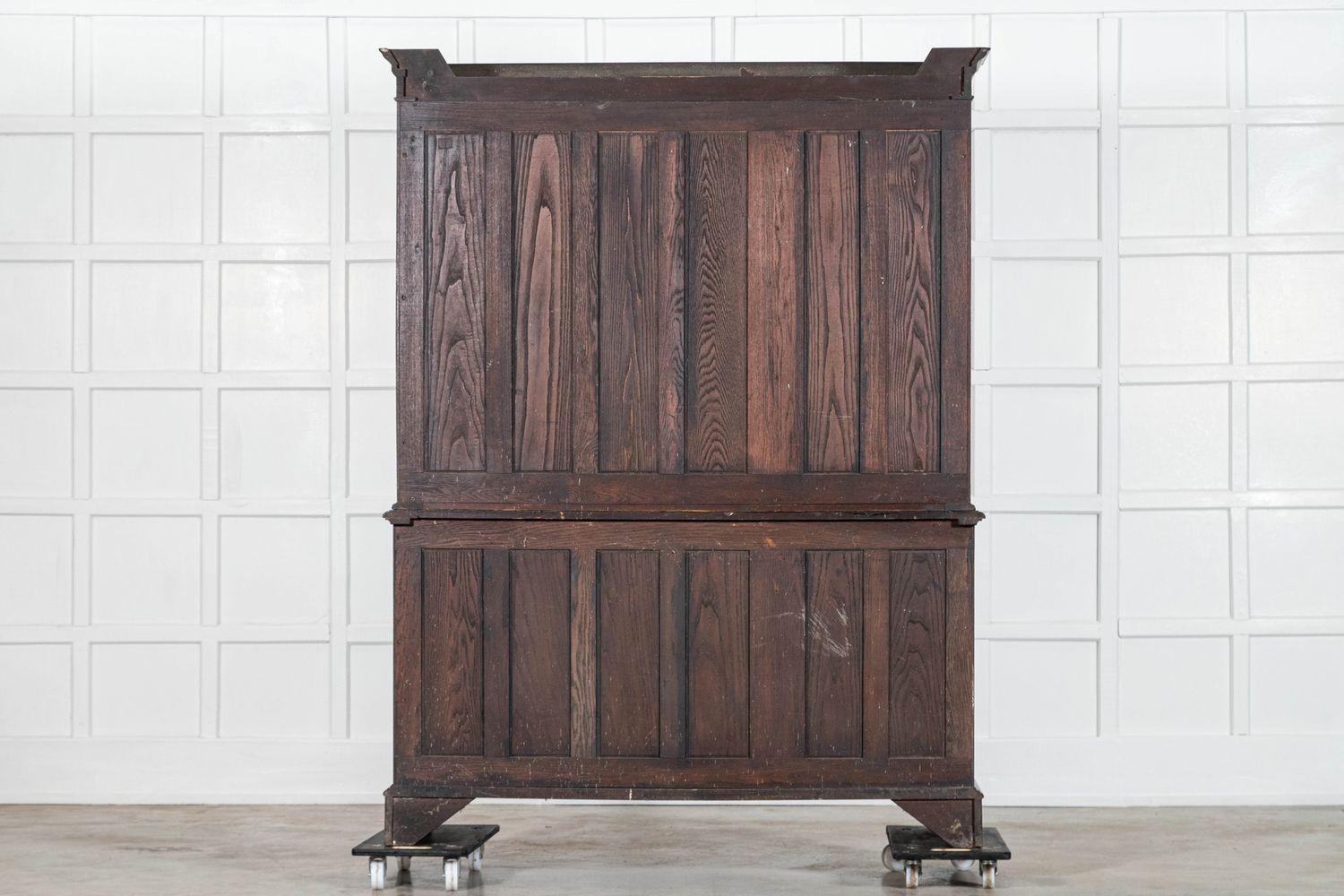 Grande armadio inglese in rovere ebanizzato Waring & Gillows in vendita 12