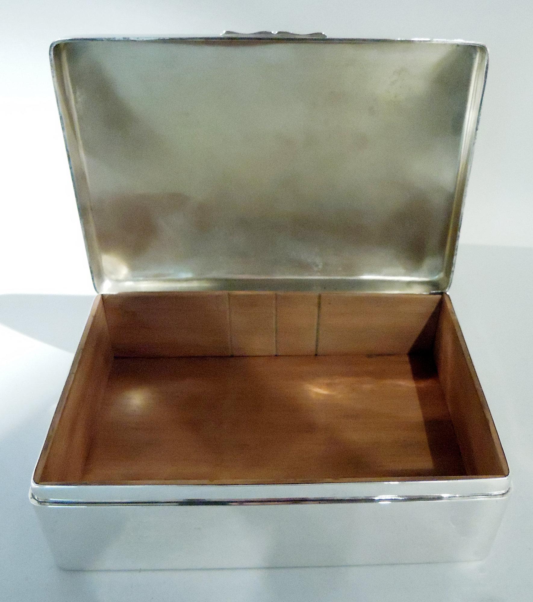 Large English Edwardian Sterling Silver Box, 1902 3