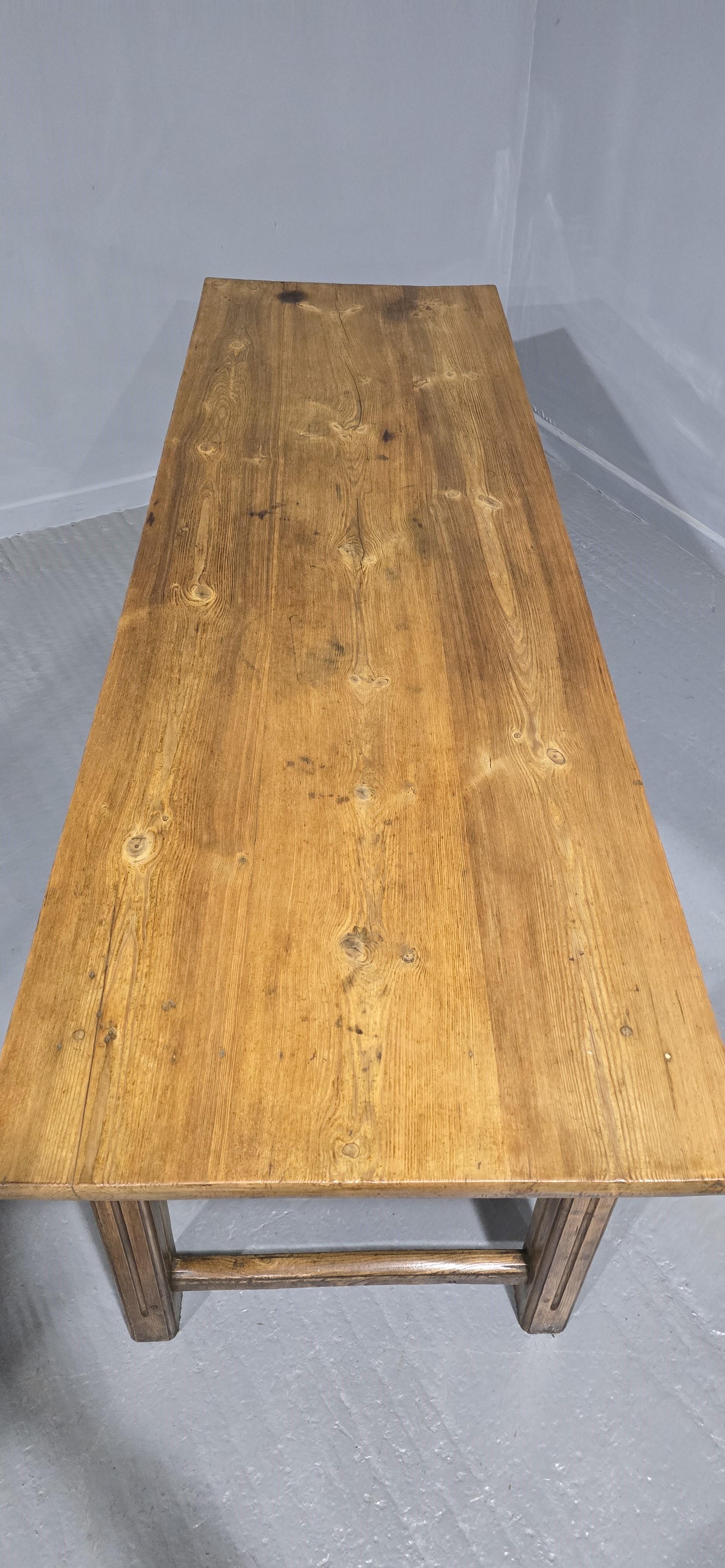 Large English Farmhouse Refrectory Kitchen Dining Table For Sale 4