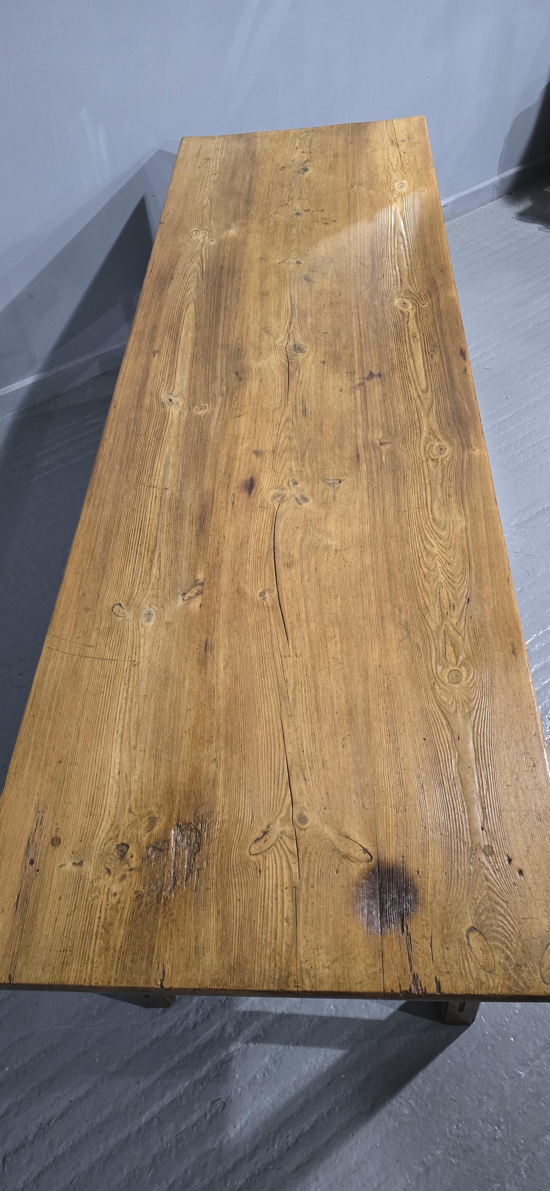 Large English Farmhouse Refrectory Kitchen Dining Table For Sale 3