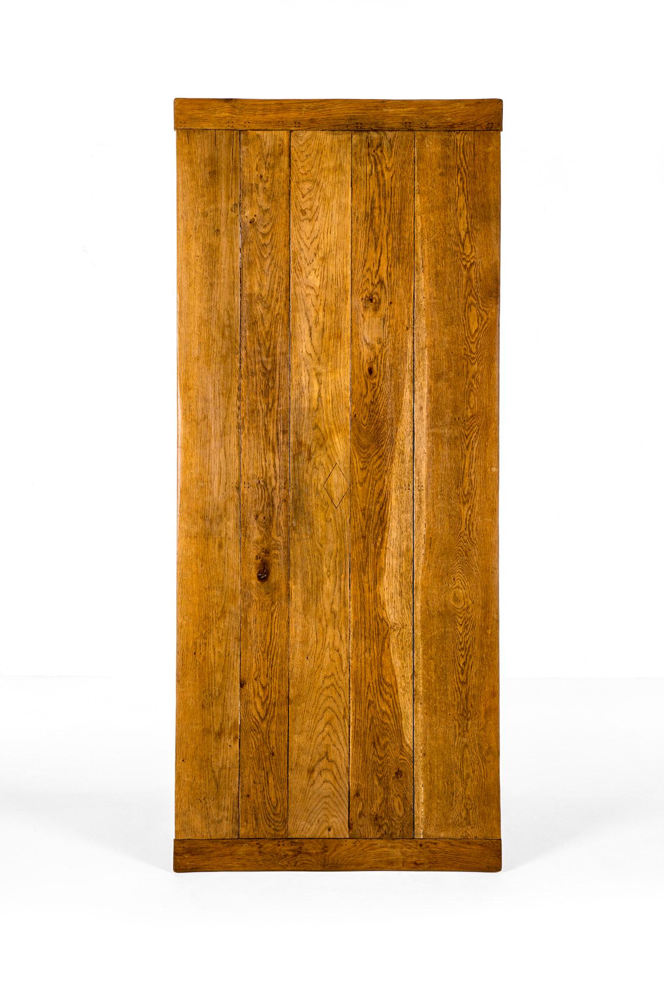 Sculpté à la main Grande table de ferme anglaise en vente