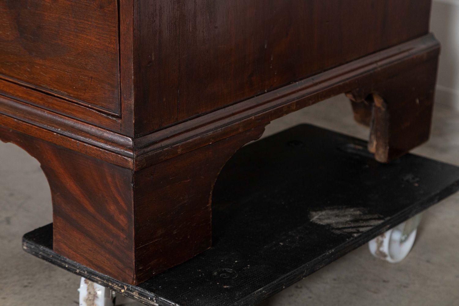Large English George III Mahogany Linen Press 6