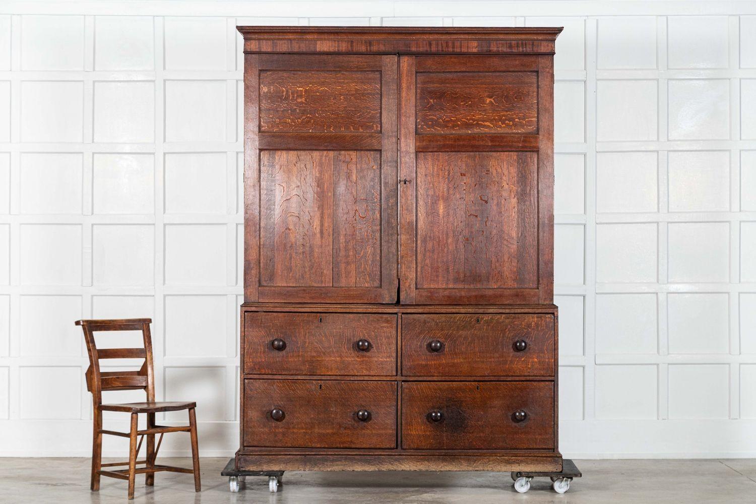 Large English George III Oak Housekeepers Cupboard In Good Condition In Staffordshire, GB