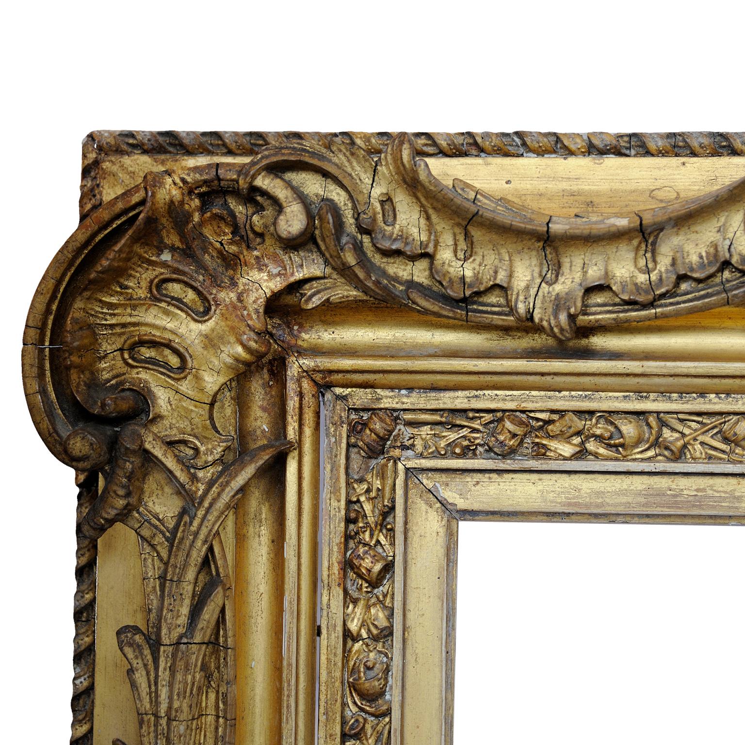 Early 19th Century Large English George IV Carved Wood and Gilded Waterloo Frame, circa 1825 For Sale