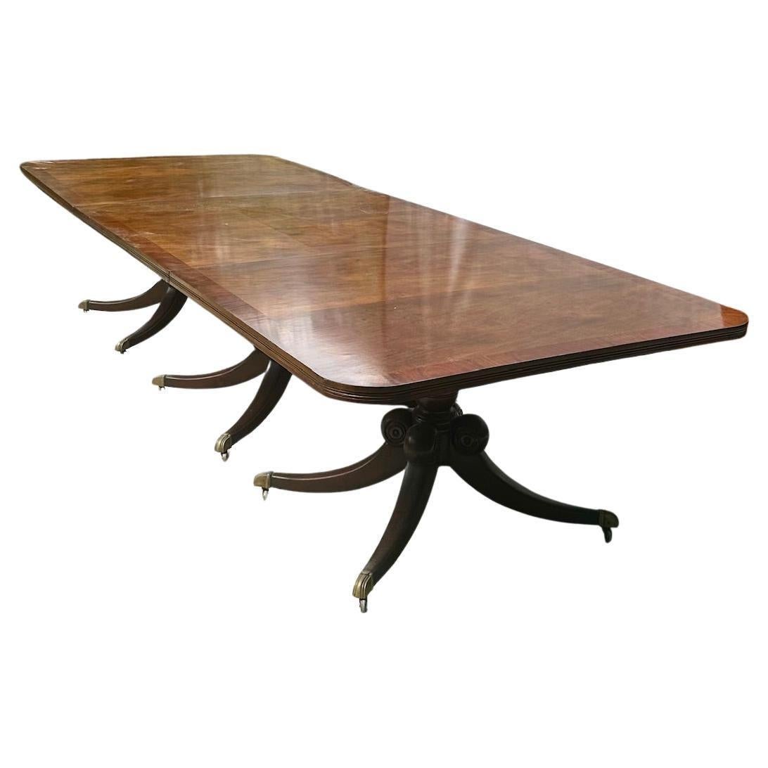 Large English Georgian Mahogany Triple Pedestal Extension Dining Table In Good Condition In Vero Beach, FL