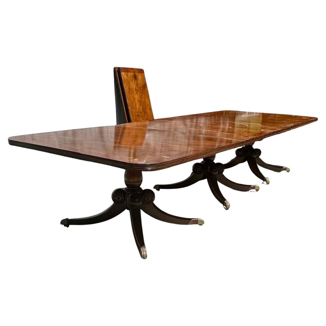 20th Century Large English Georgian Mahogany Triple Pedestal Extension Dining Table