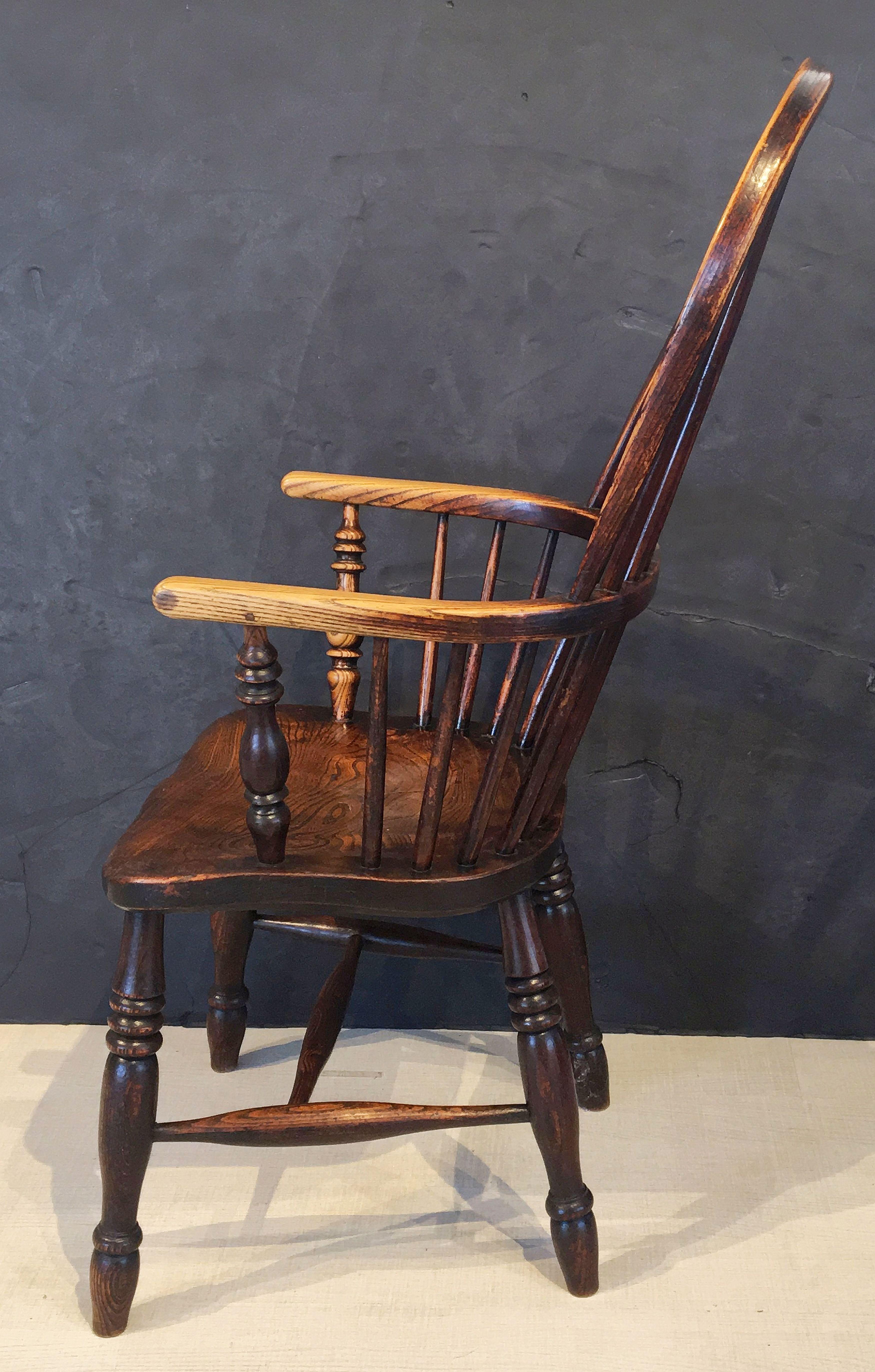 Large English High Back Windsor Armchair In Good Condition In Austin, TX