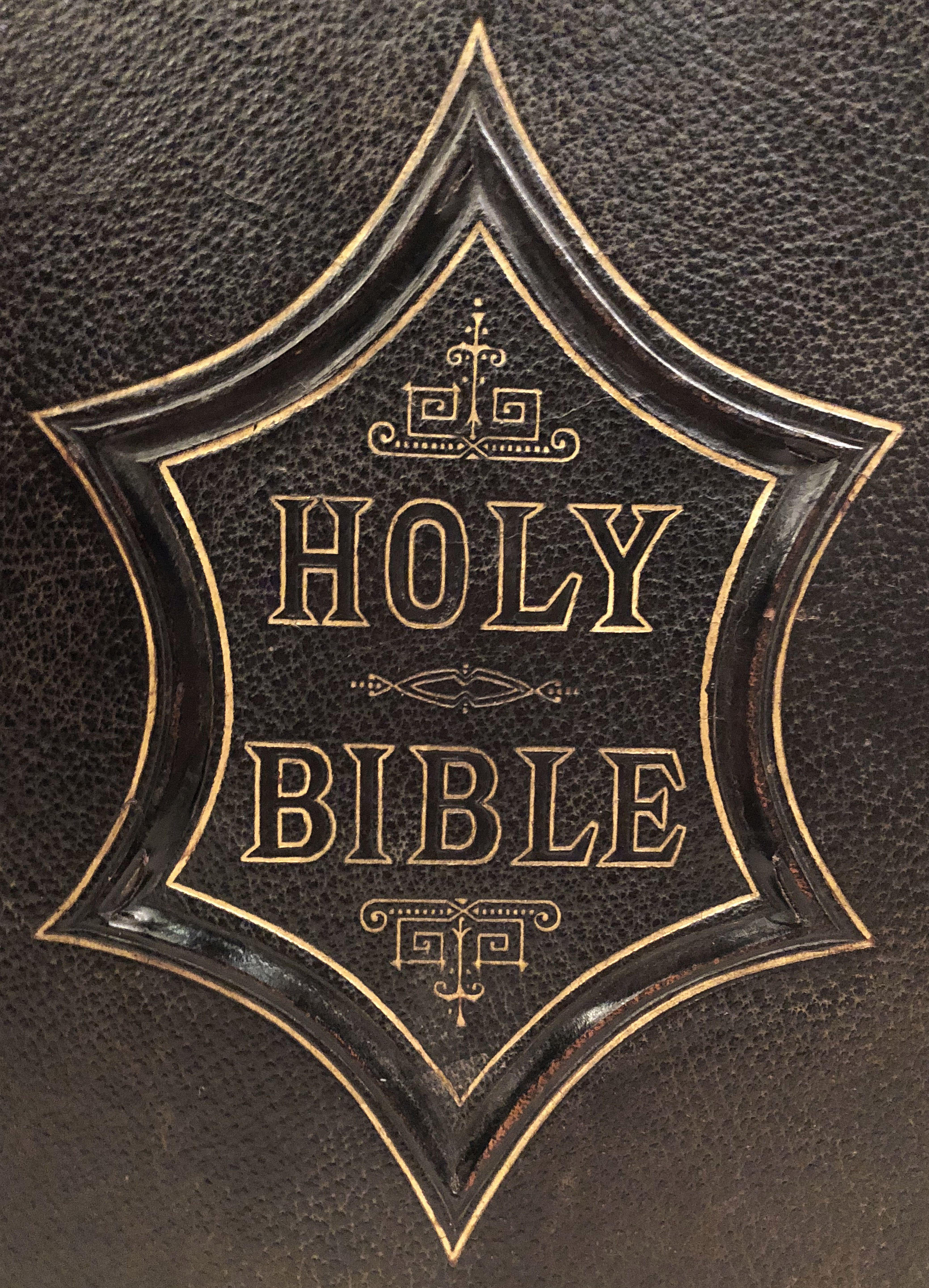 Laiton Grande Bible anglaise avec fermoirs du 19ème siècle