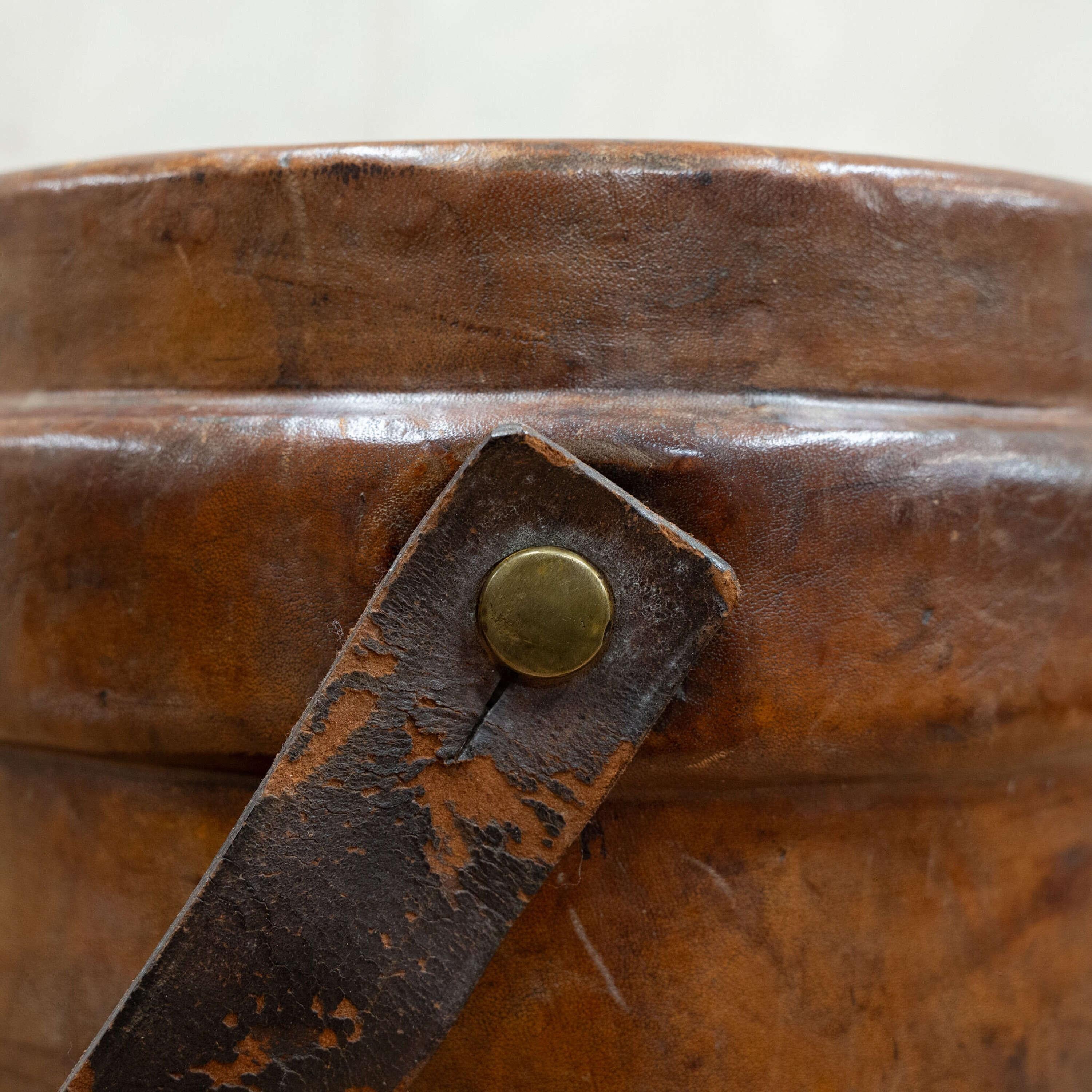 Portacorda grande in pelle inglese BH & G Ltd in vendita 7