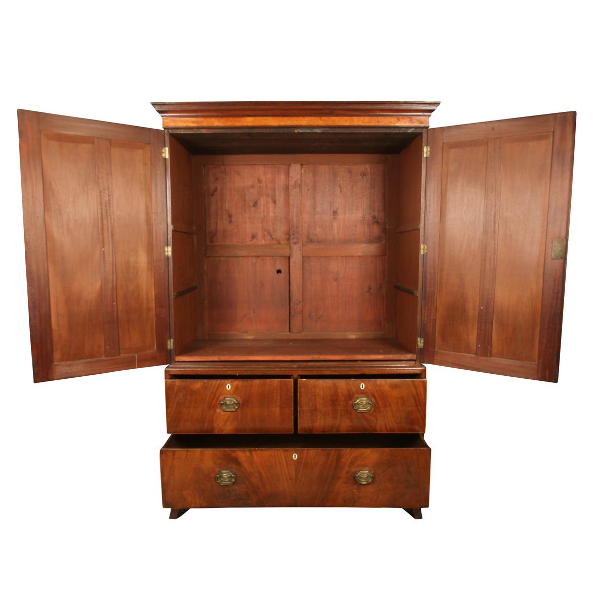 Large English Mahogany Linen Press, Provenance Sotheby's In Good Condition In Locust Valley, NY