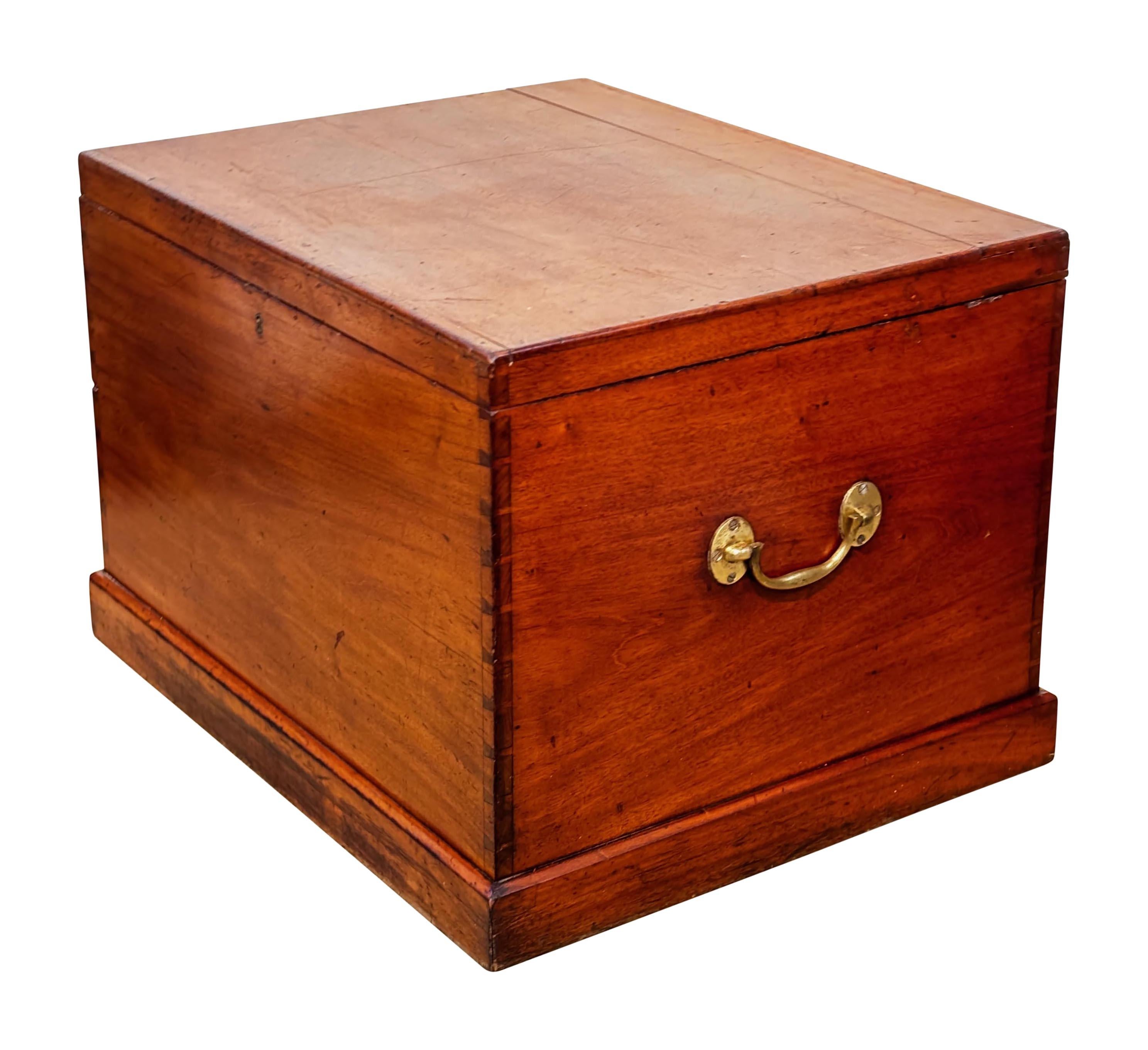 Large English Mahogany Silverware Flatware / Collectors Trunk Circa 1900 In Good Condition For Sale In San Francisco, CA