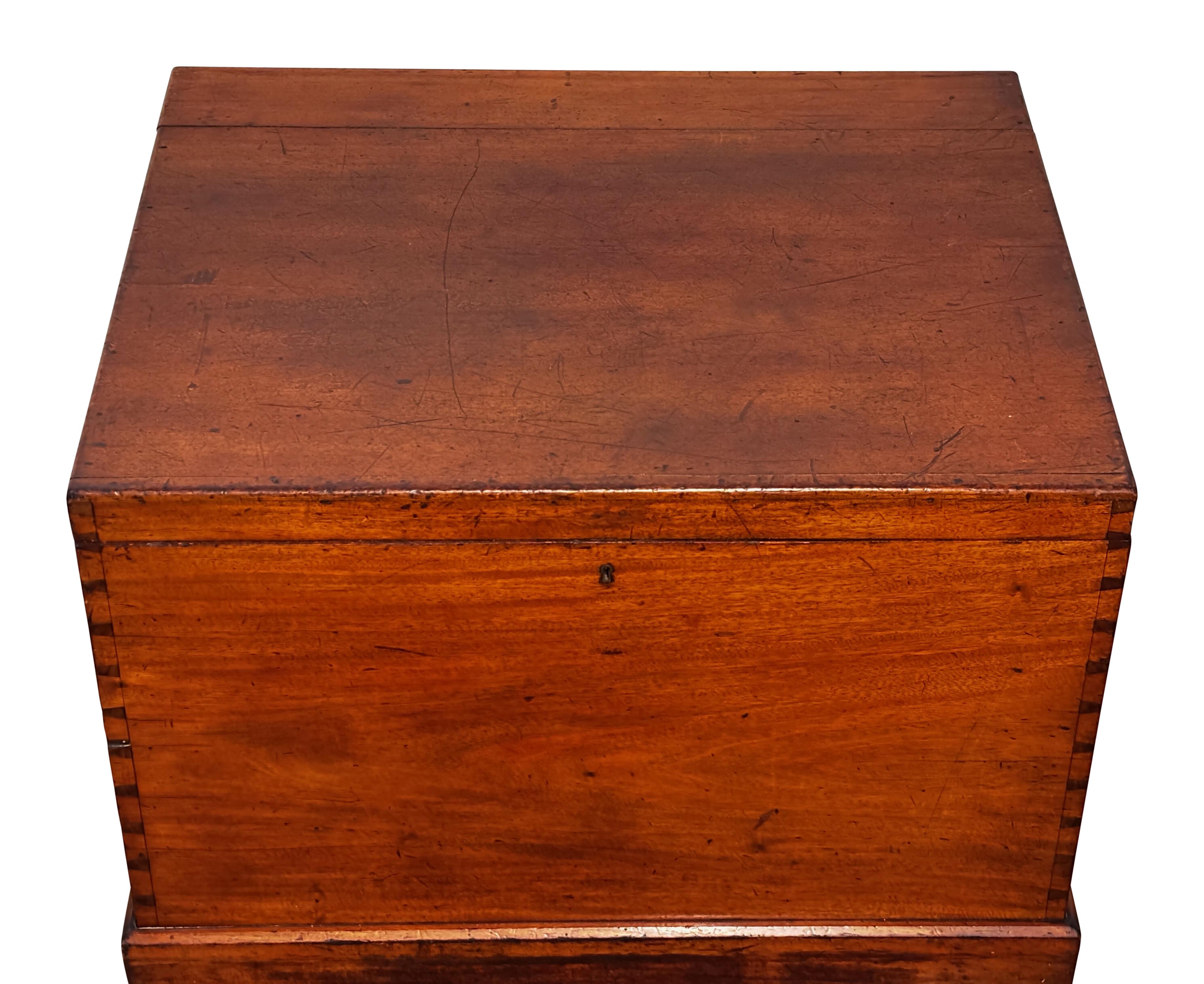 Large English Mahogany Silverware Flatware / Collectors Trunk Circa 1900 For Sale 1