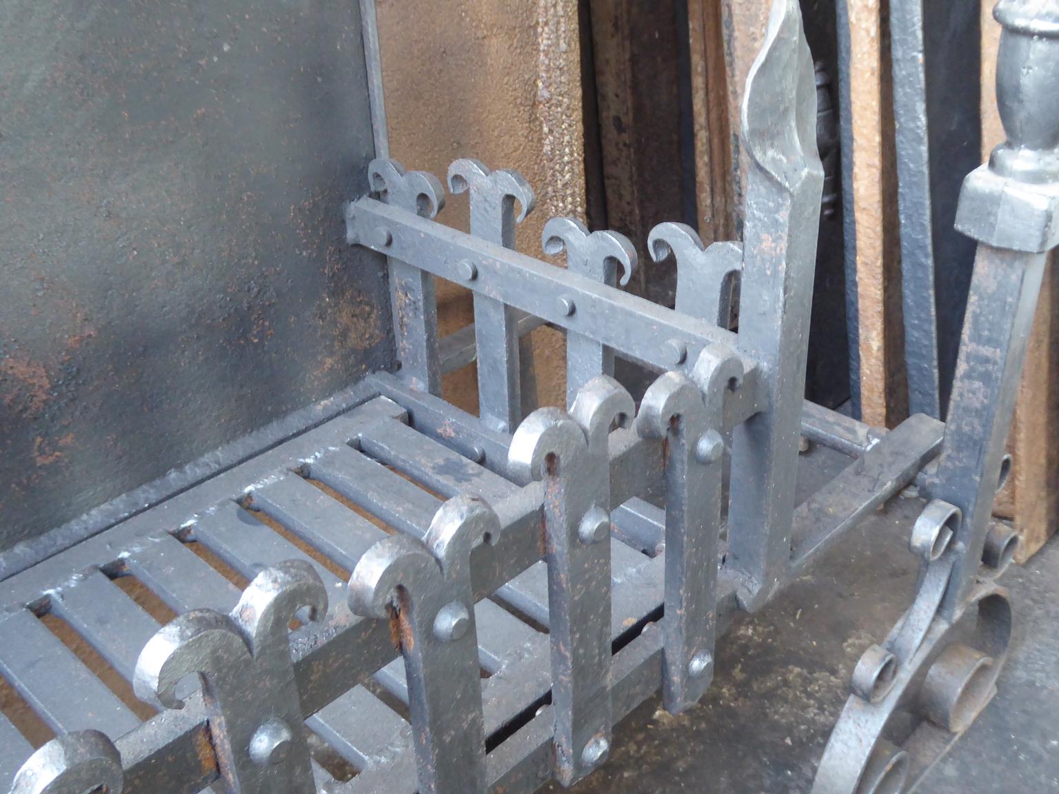 Large English Neo Gothic Fireplace Grate, Fire Grate 2