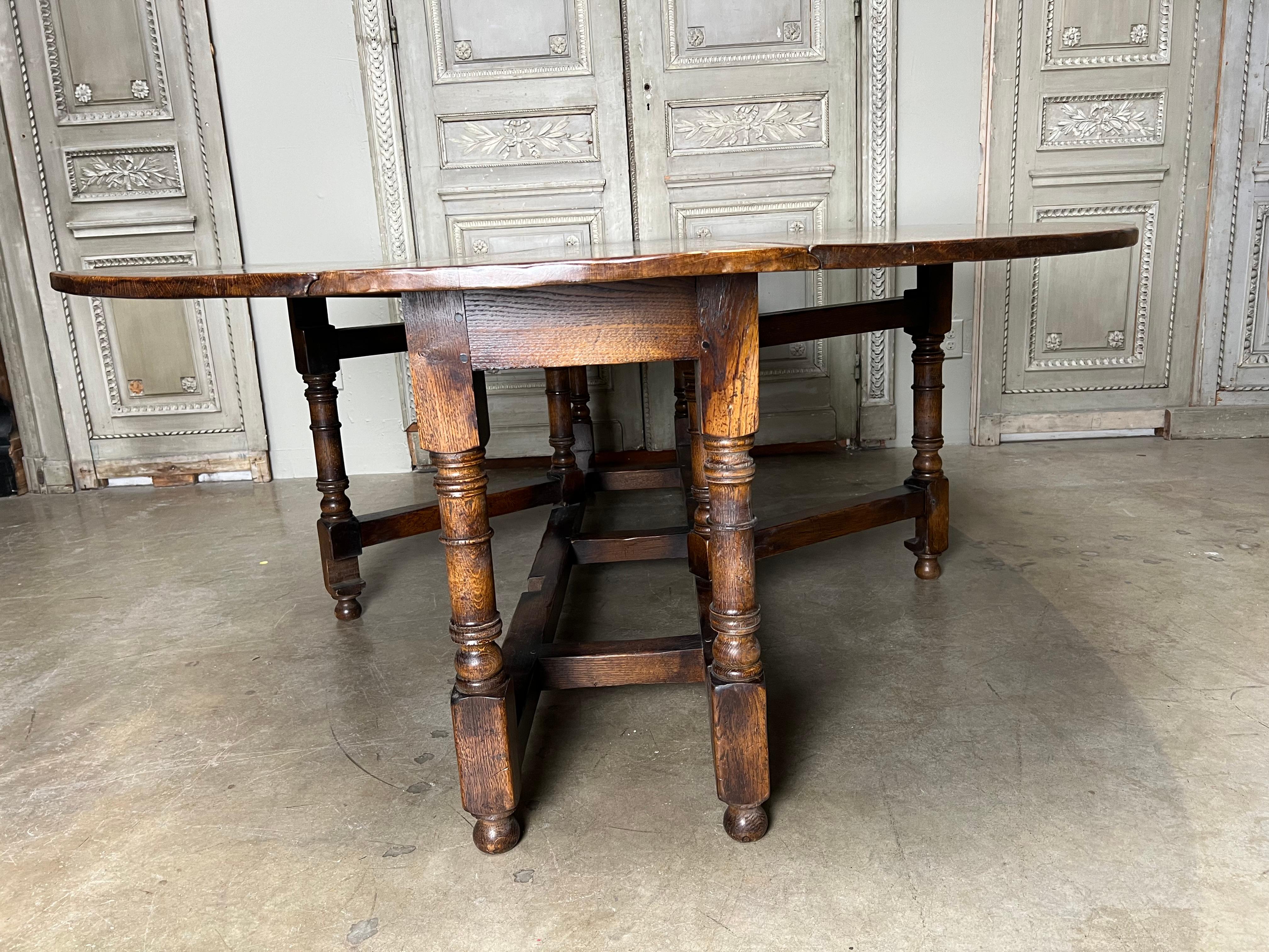 Grande table de salle à manger à abattant en Oak Oak en vente 1