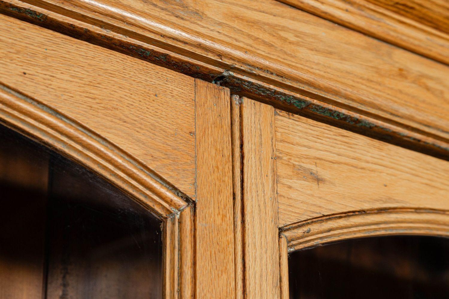 Quercia Grande mobile libreria smaltato in Oak inglese in vendita