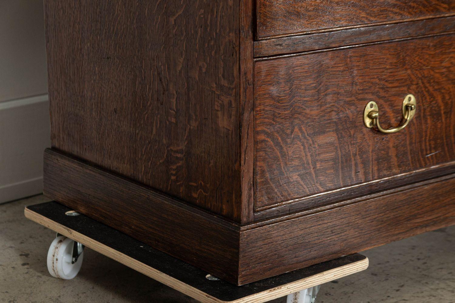 Cassettiera Tallboy grande in Oak in vendita 6