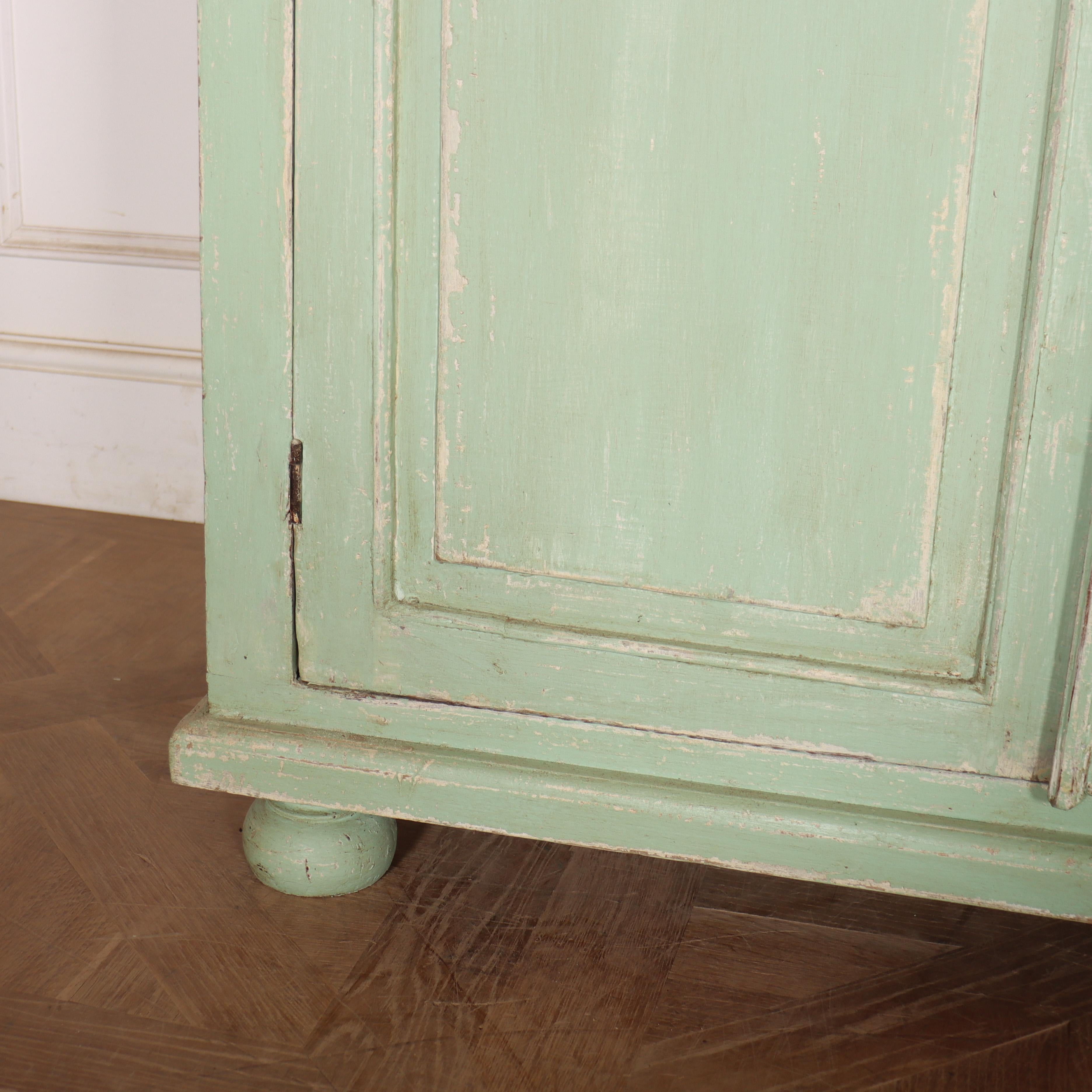 Vittoriano Grande buffet inglese dipinto in vendita