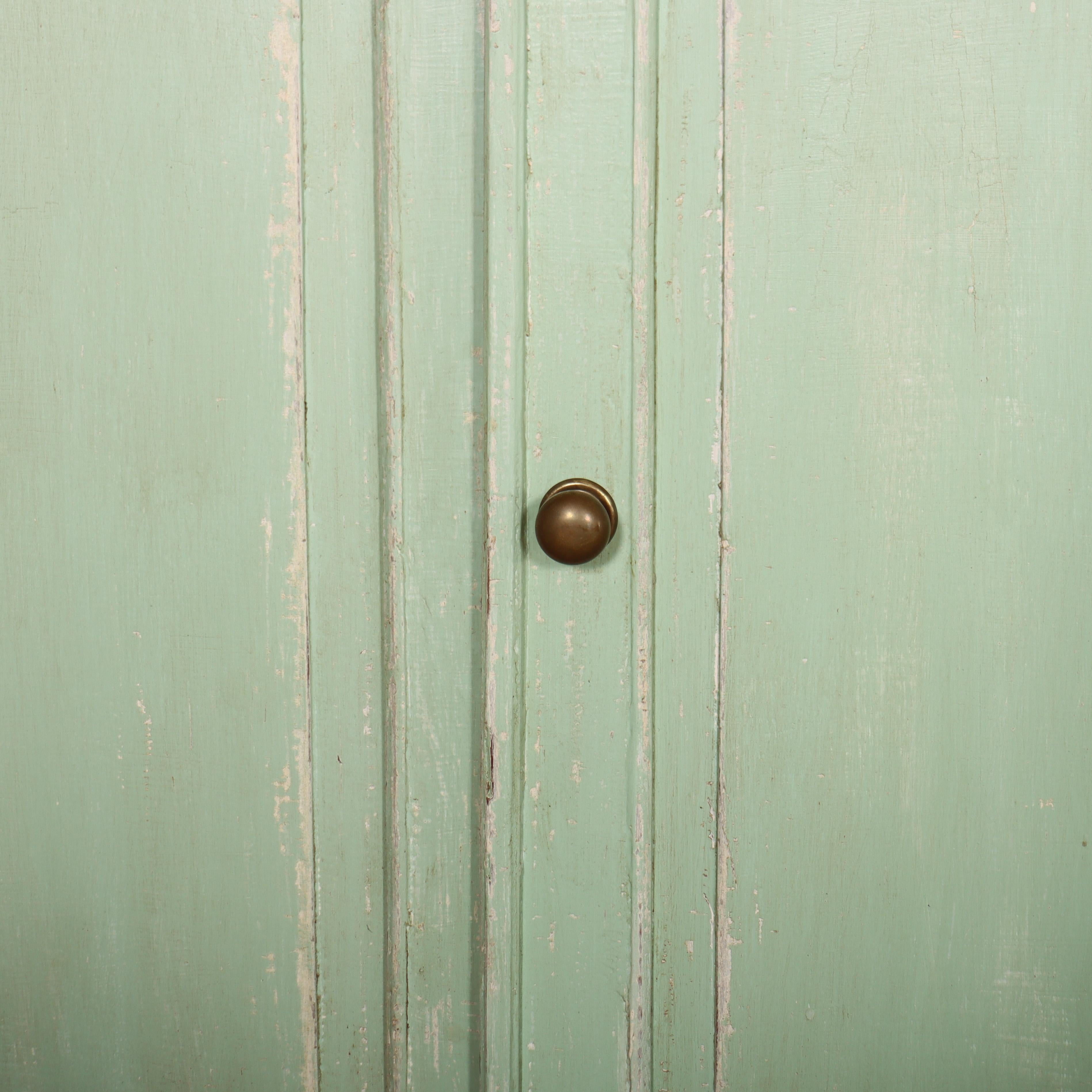 Grande buffet inglese dipinto In condizioni buone in vendita a Leamington Spa, Warwickshire