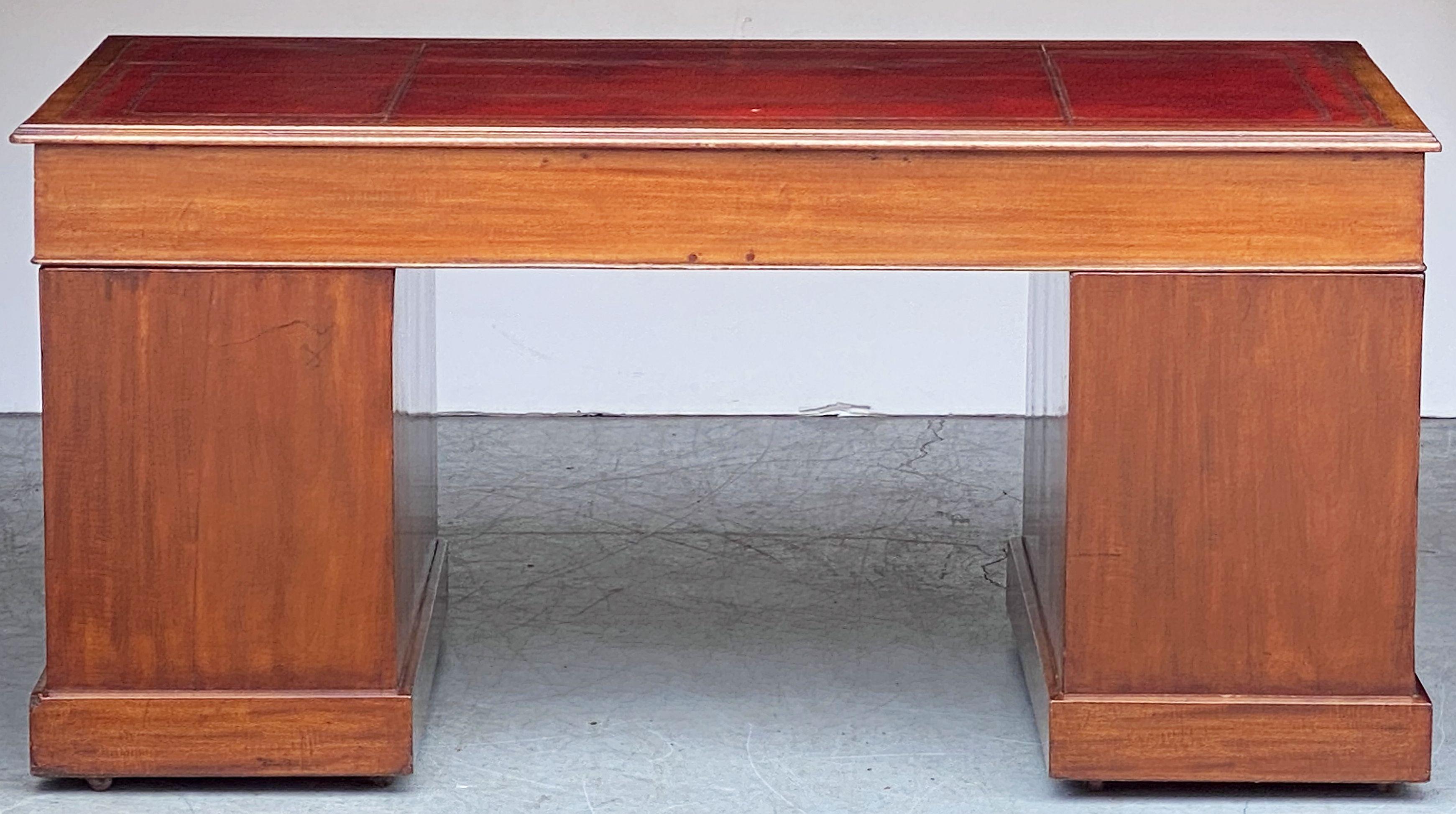 Large English Pedestal Desk of Mahogany For Sale 13