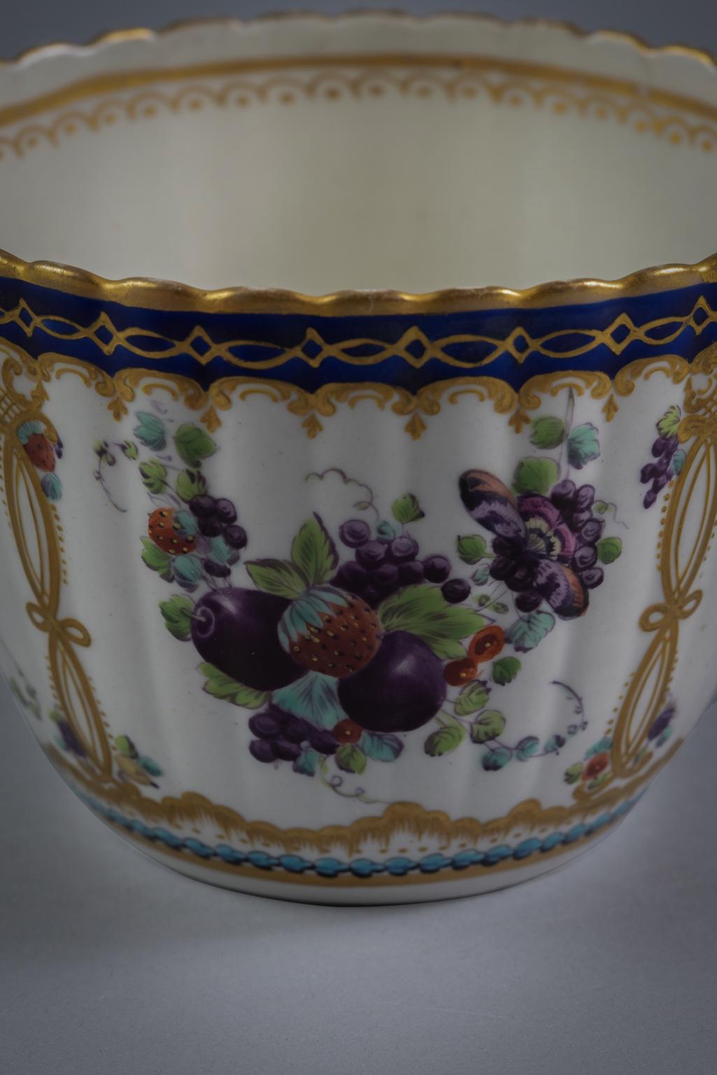 Große englische Zuckerschale aus Porzellan mit Deckel, Worcester, um 1770 im Angebot 2
