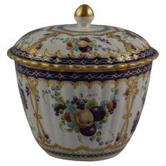 Large English Porcelain Covered Sugar Bowl, Worcester, Circa 1770