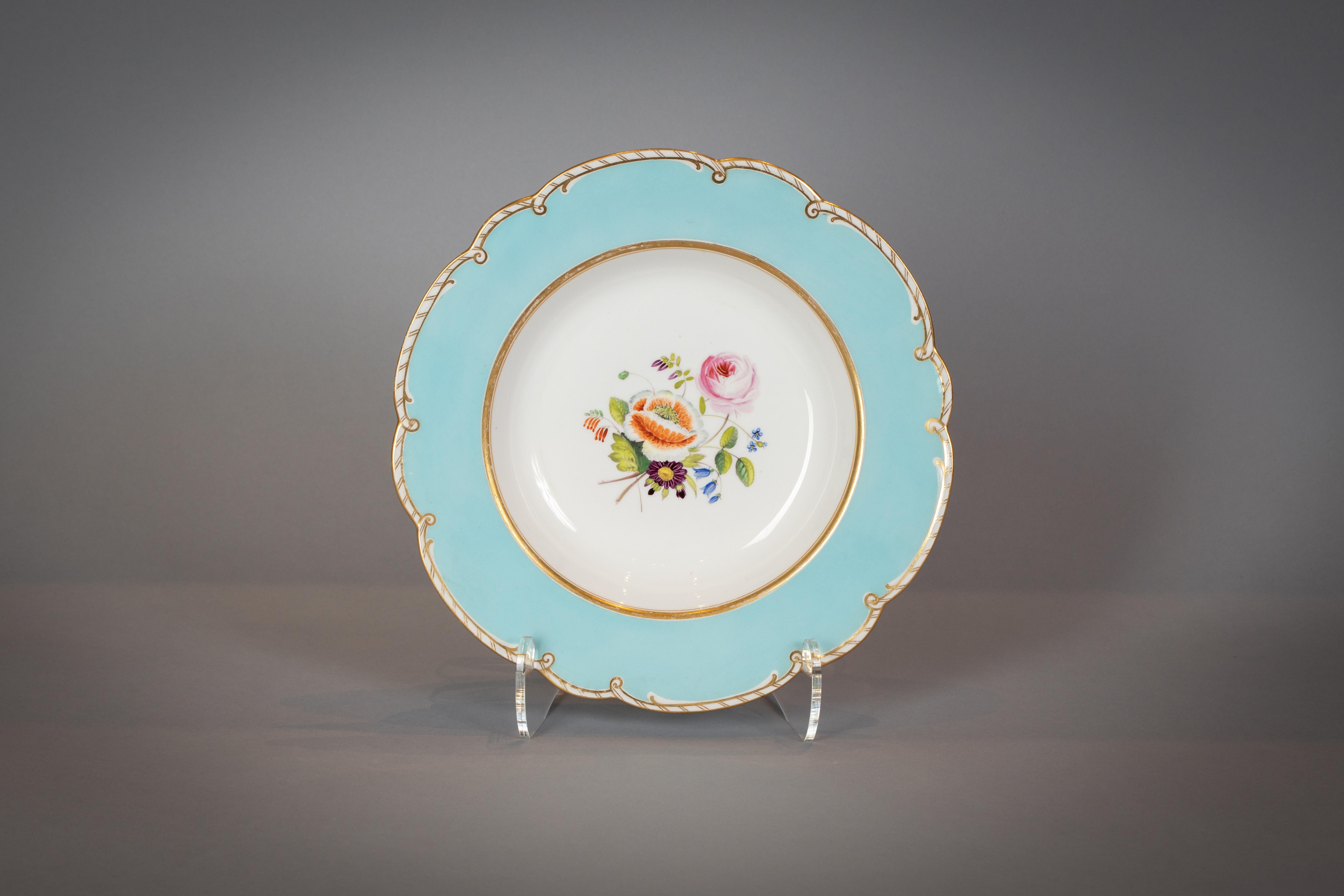 Large English Porcelain Dinner Service, Minton, circa 1845 For Sale 6