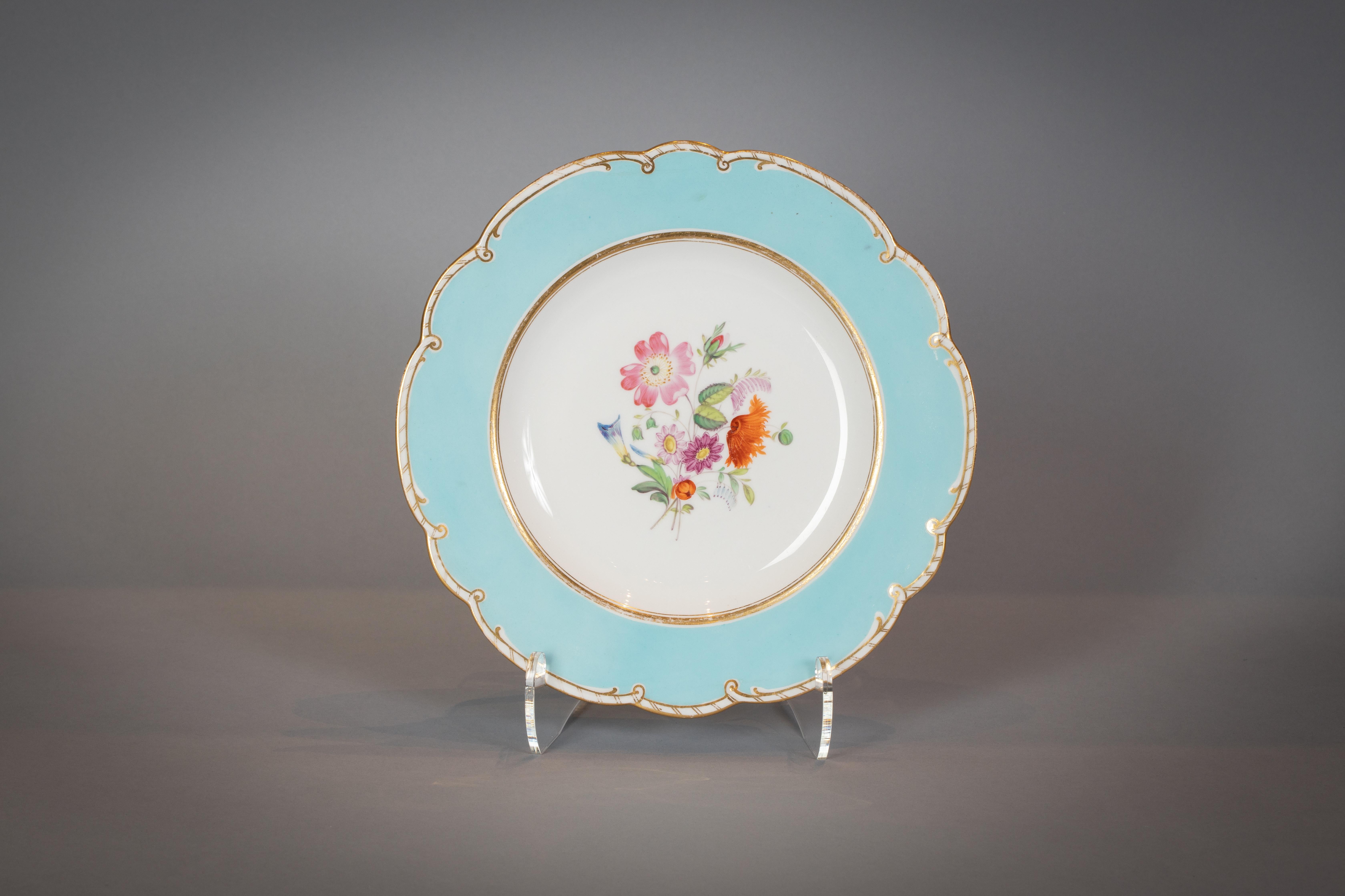 Large English Porcelain Dinner Service, Minton, circa 1845 For Sale 11