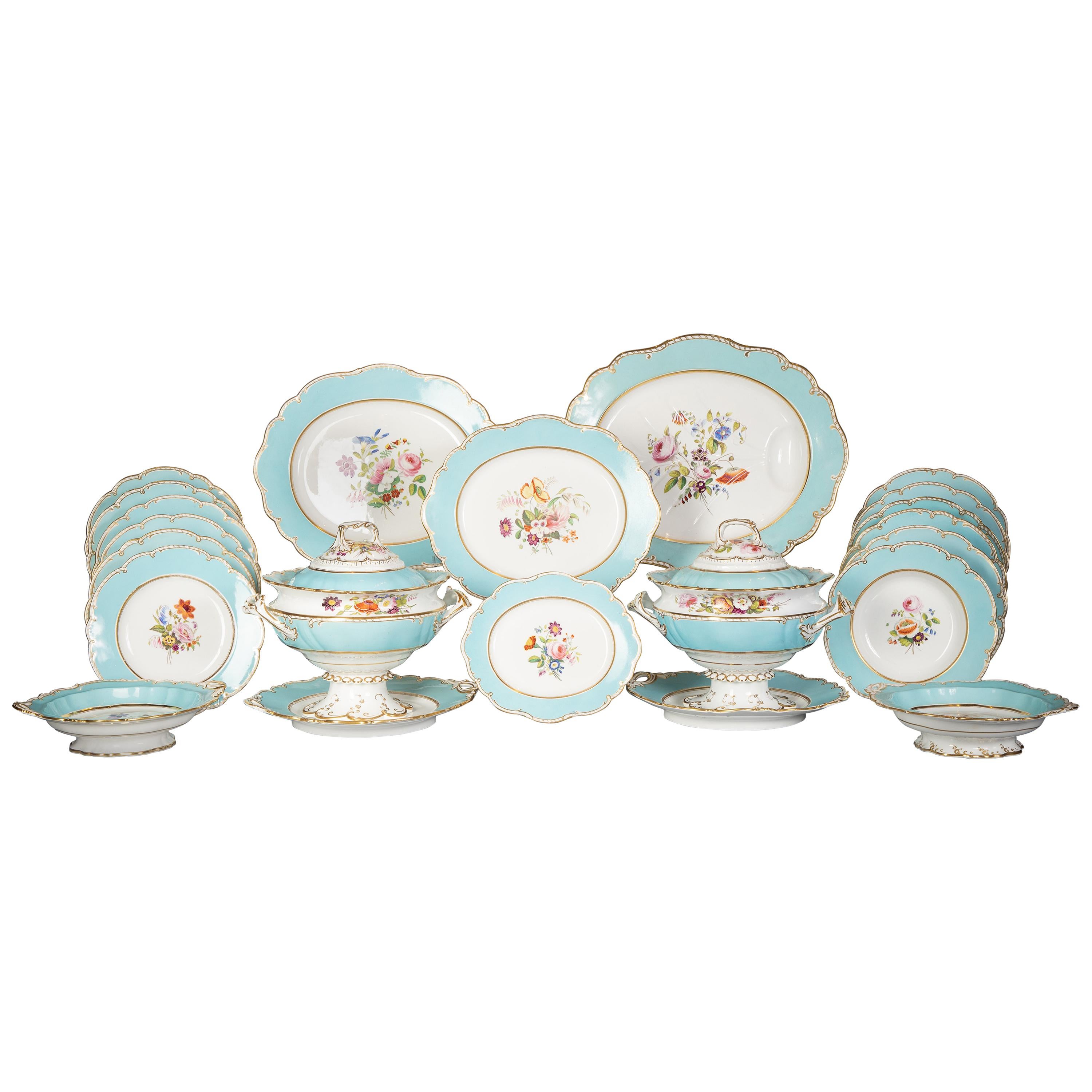 Large English Porcelain Dinner Service, Minton, circa 1845 For Sale