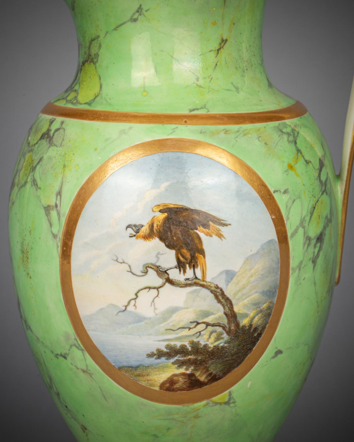 Début du XIXe siècle Grande aiguière en porcelaine anglaise, Derby, vers 1800 en vente