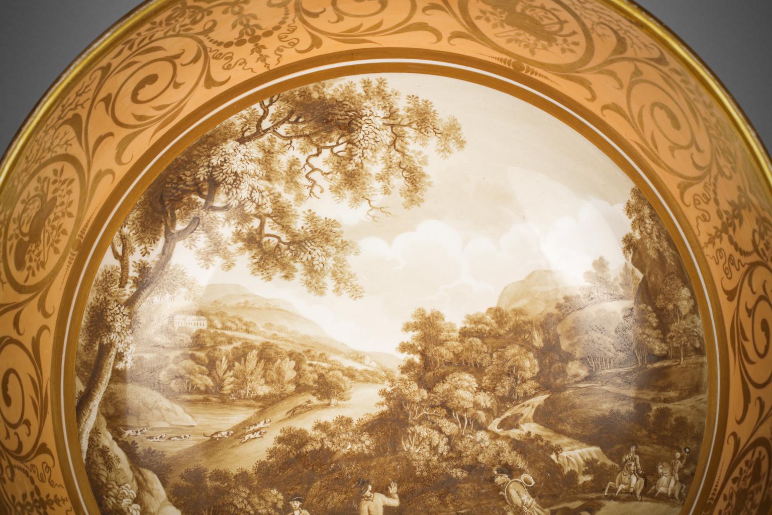 Grande zuppiera inglese in porcellana a forma di salmone, 1810 circa in vendita 1