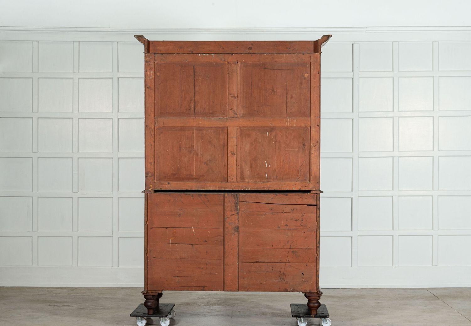 Large English Regency Mahogany Linen Press For Sale 14